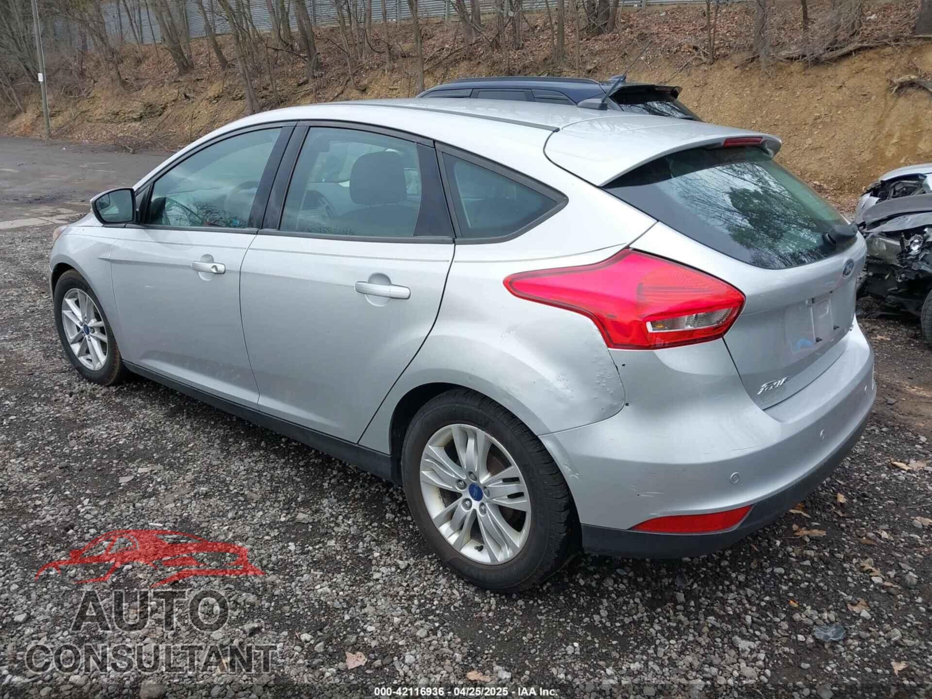 FORD FOCUS 2016 - 1FADP3K22GL367476