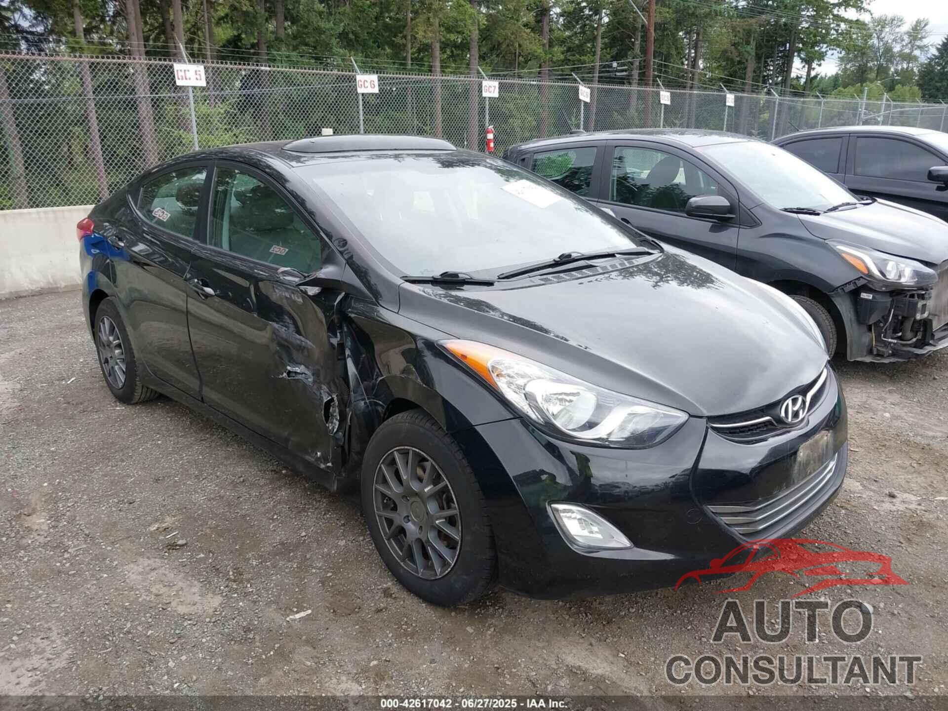 HYUNDAI ELANTRA 2013 - 5NPDH4AE2DH167724
