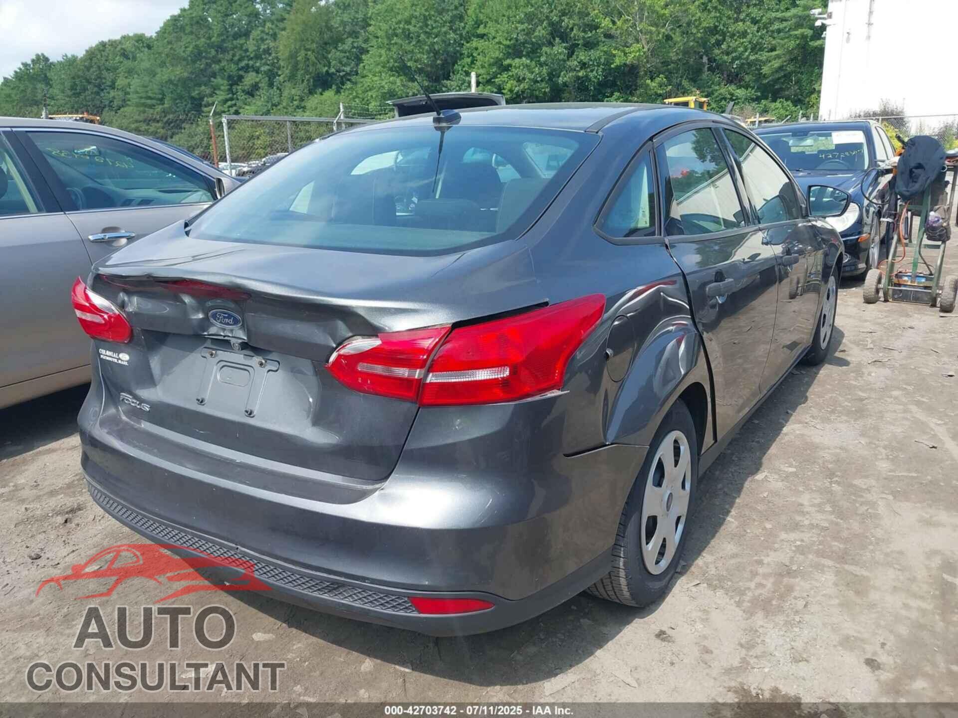 FORD FOCUS 2016 - 1FADP3E25GL367452