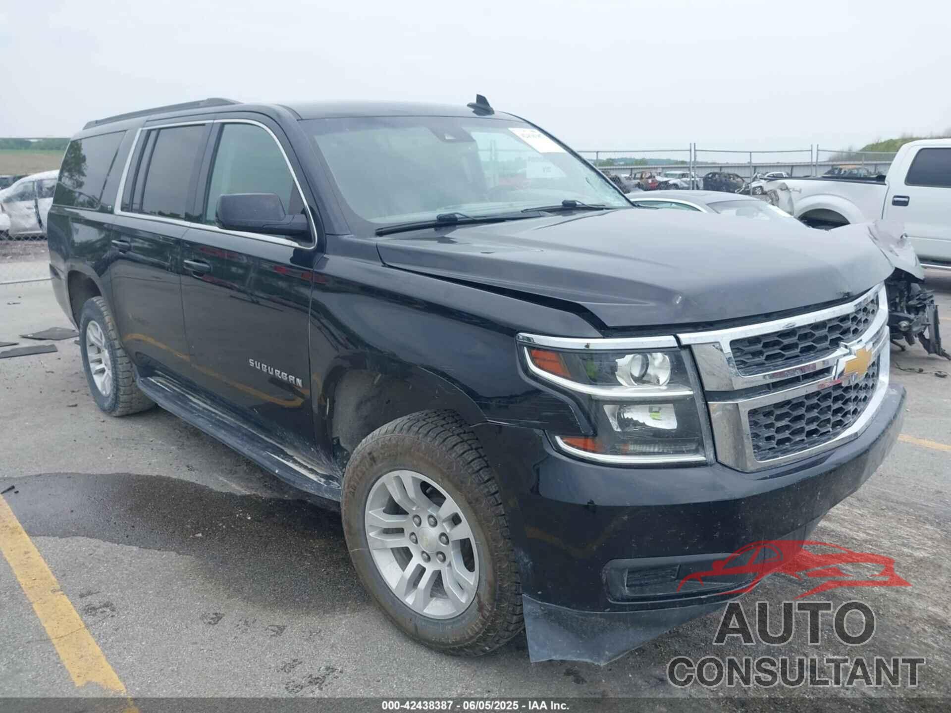 CHEVROLET SUBURBAN 2019 - 1GNSKHKC8KR369851