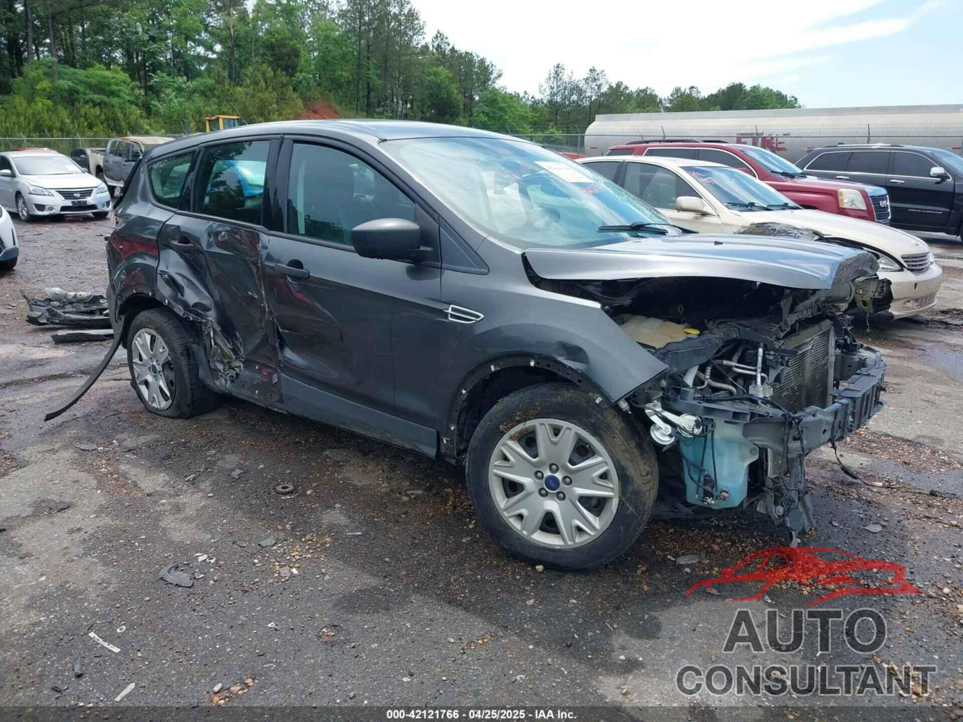 FORD ESCAPE 2016 - 1FMCU0F73GUB19861