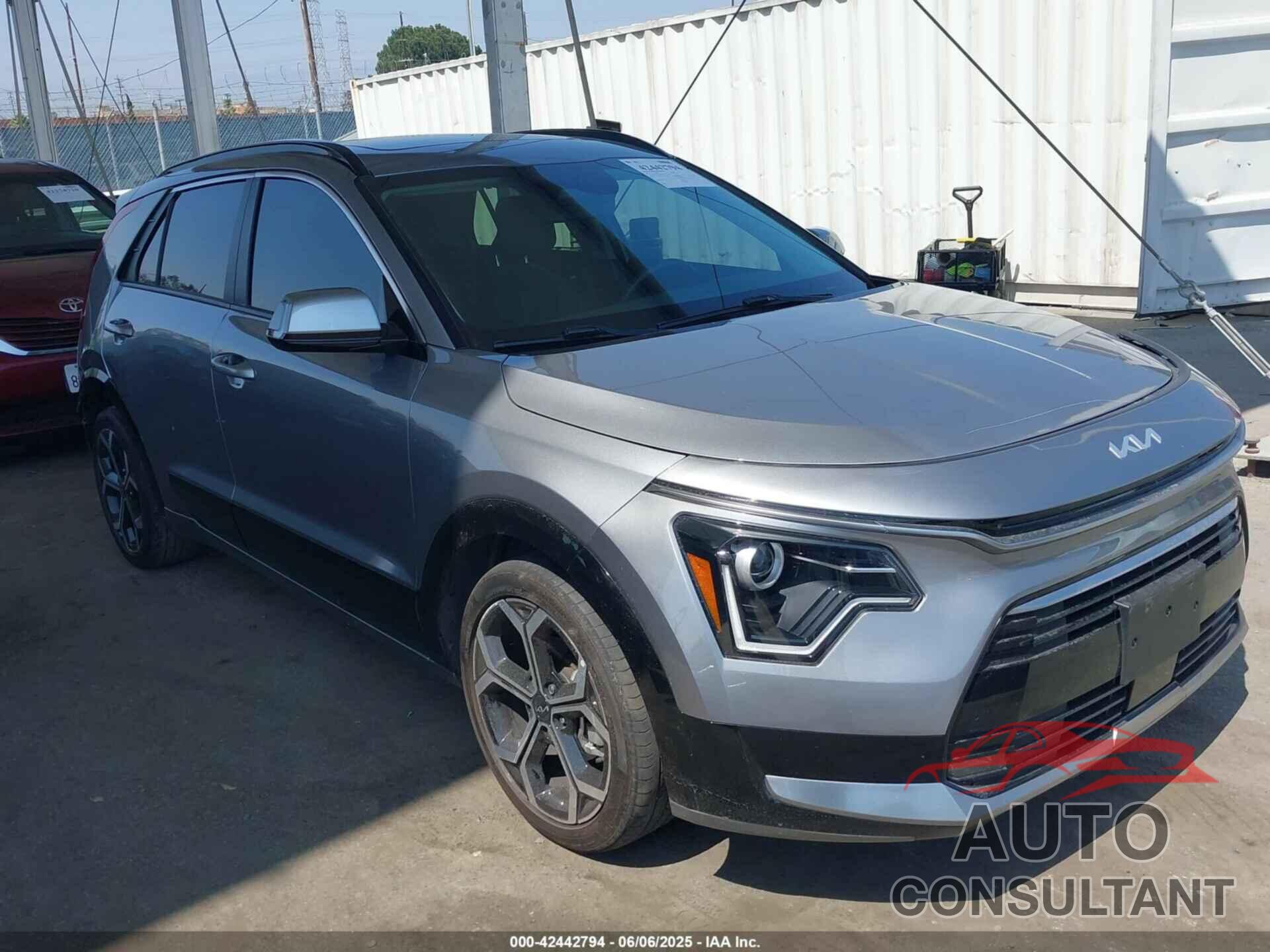 KIA NIRO 2023 - KNDCR3LE7P5090210