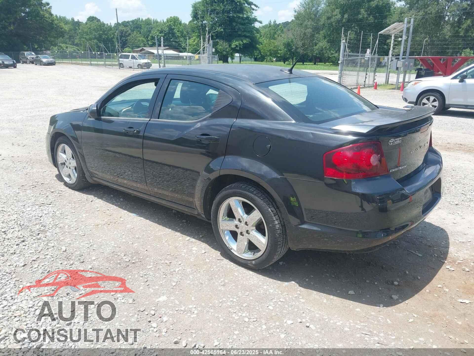 DODGE AVENGER 2011 - 1B3BD2FG2BN524481