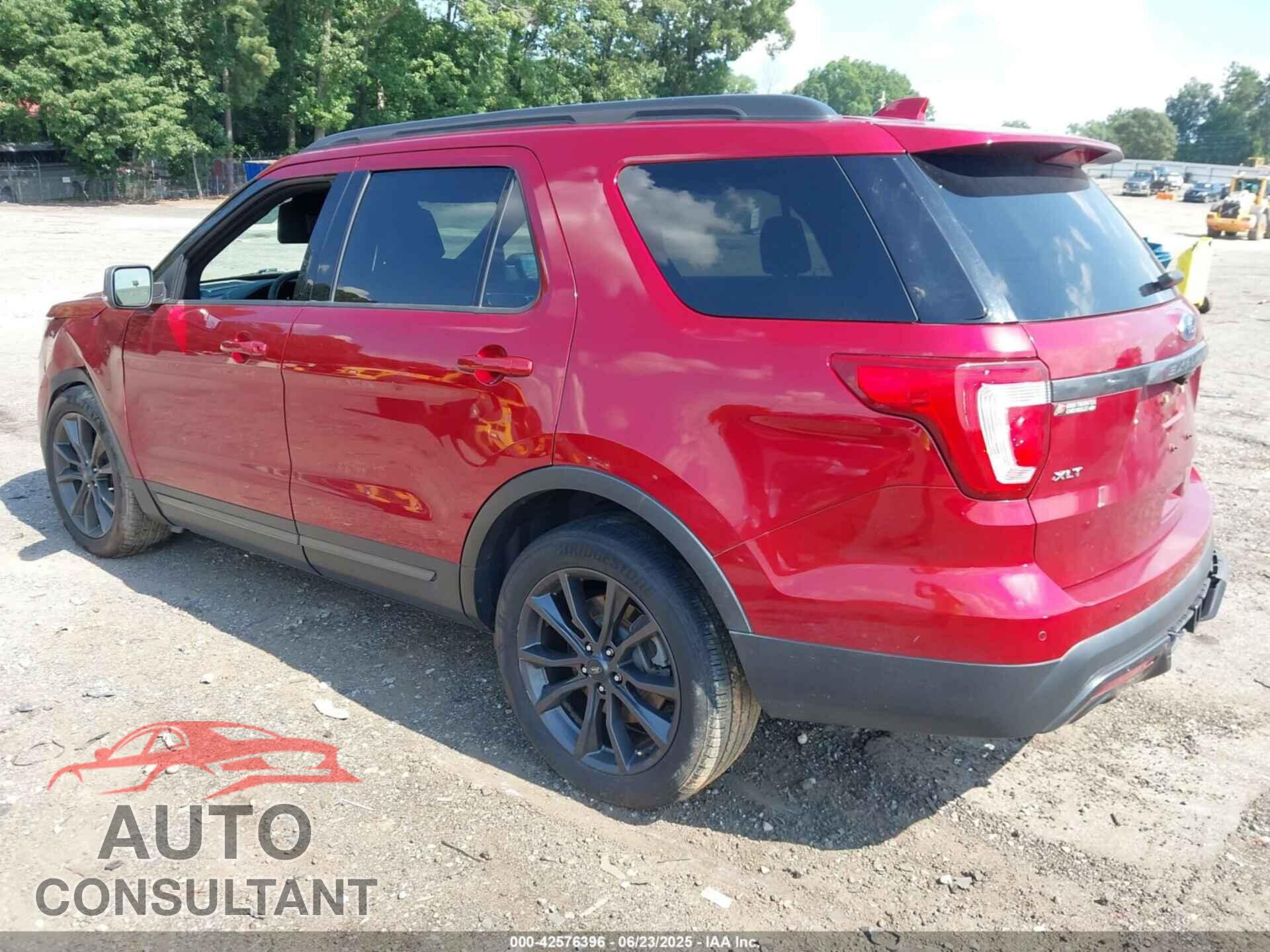 FORD EXPLORER 2017 - 1FM5K7D80HGC74581