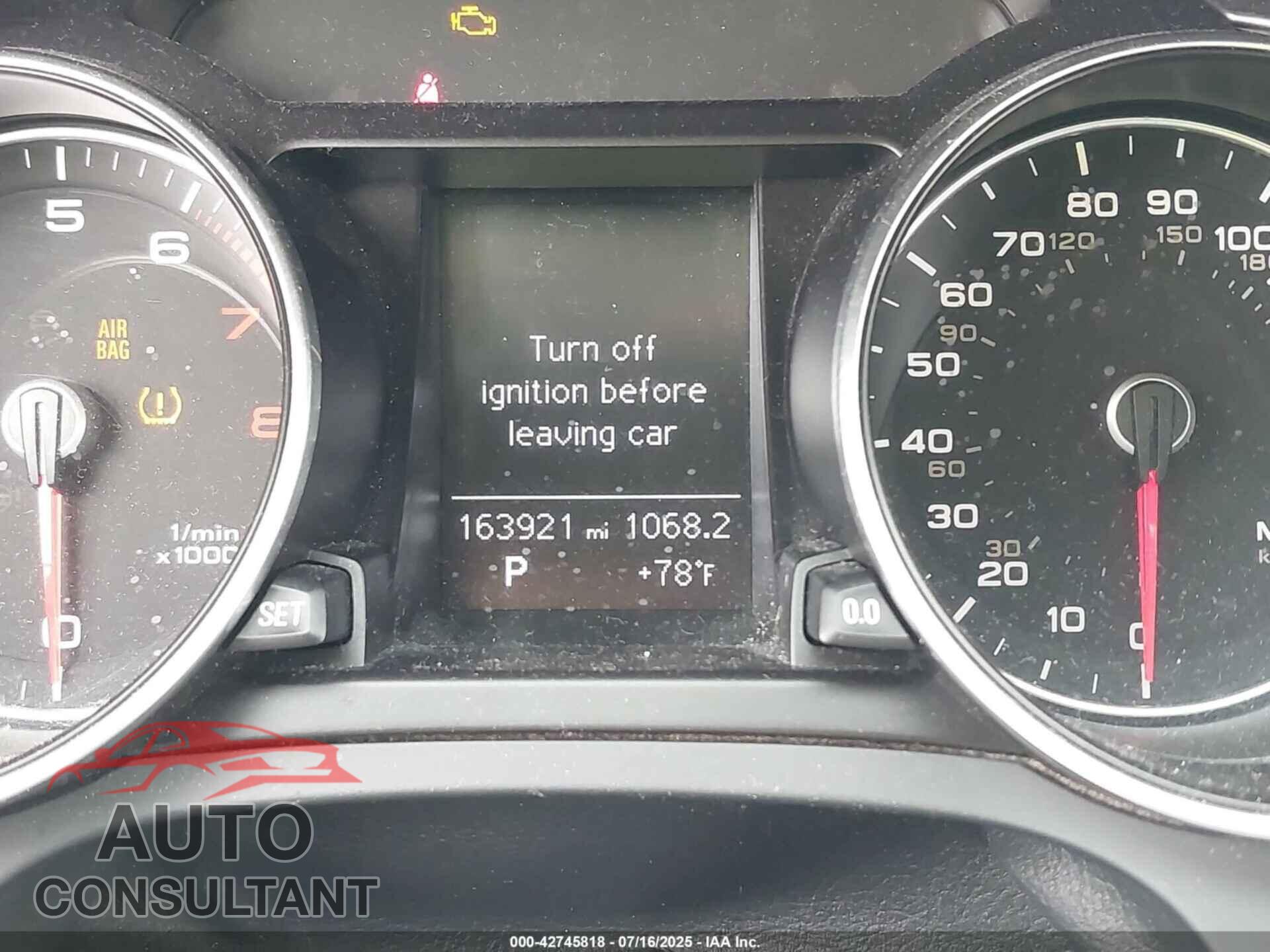 AUDI A5 2013 - WAUCFAFR0DA025422