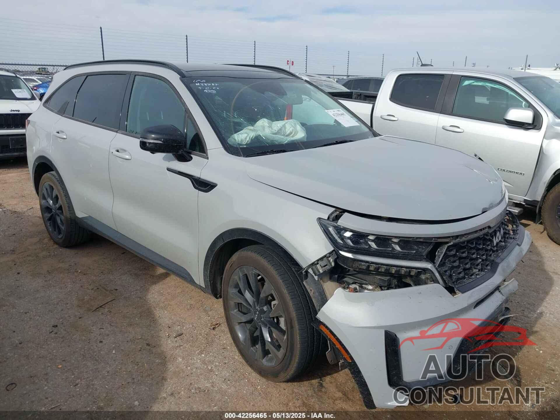 KIA SORENTO 2022 - 5XYRK4LF8NG096339