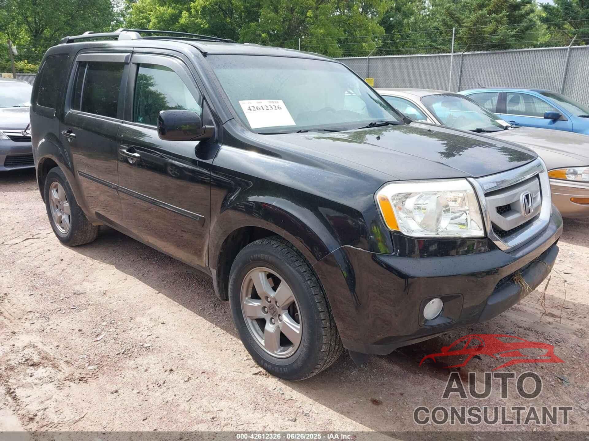 HONDA PILOT 2011 - 5FNYF4H71BB021776