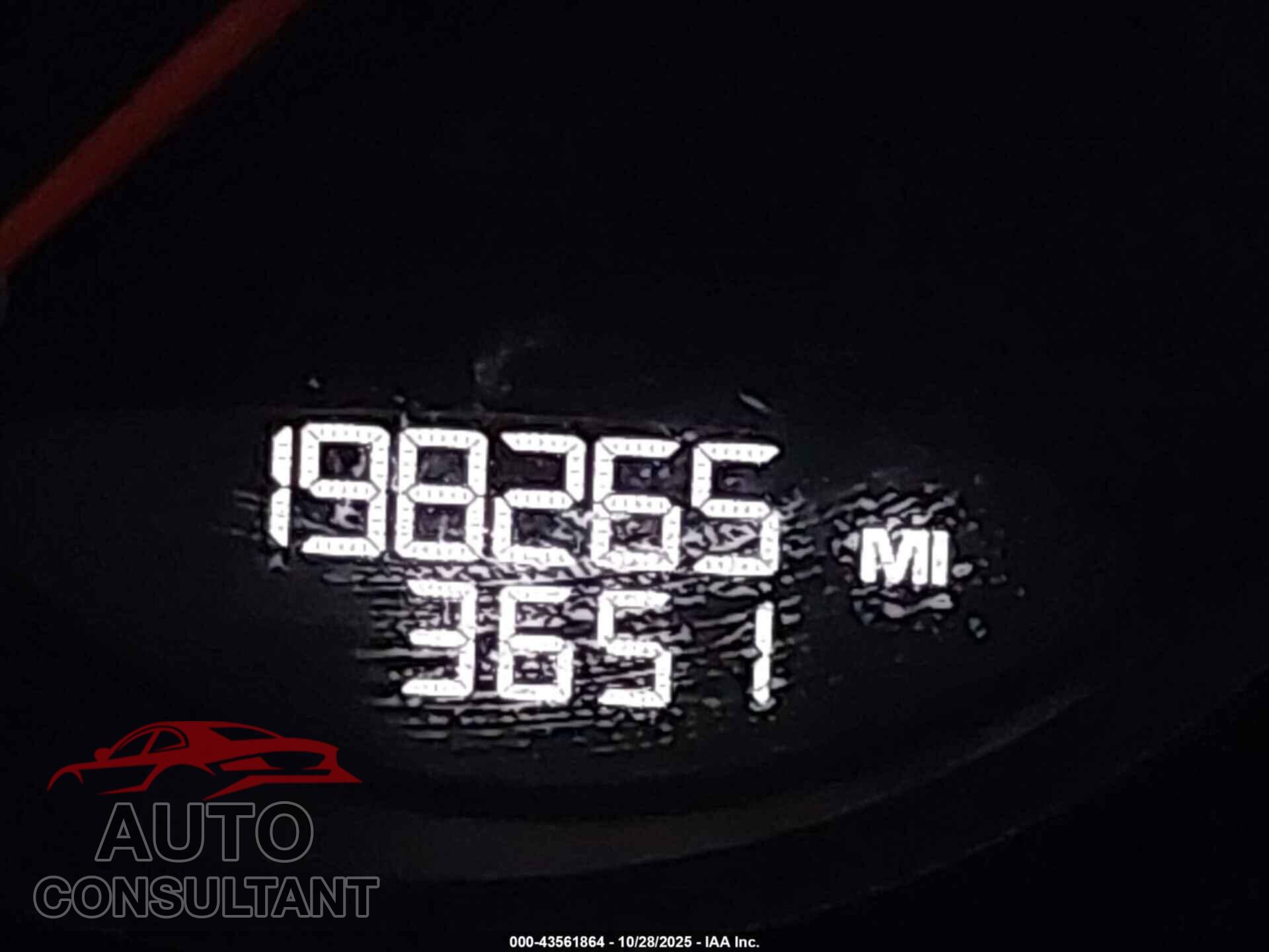 PORSCHE MACAN 2017 - WP1AA2A50HLB00566