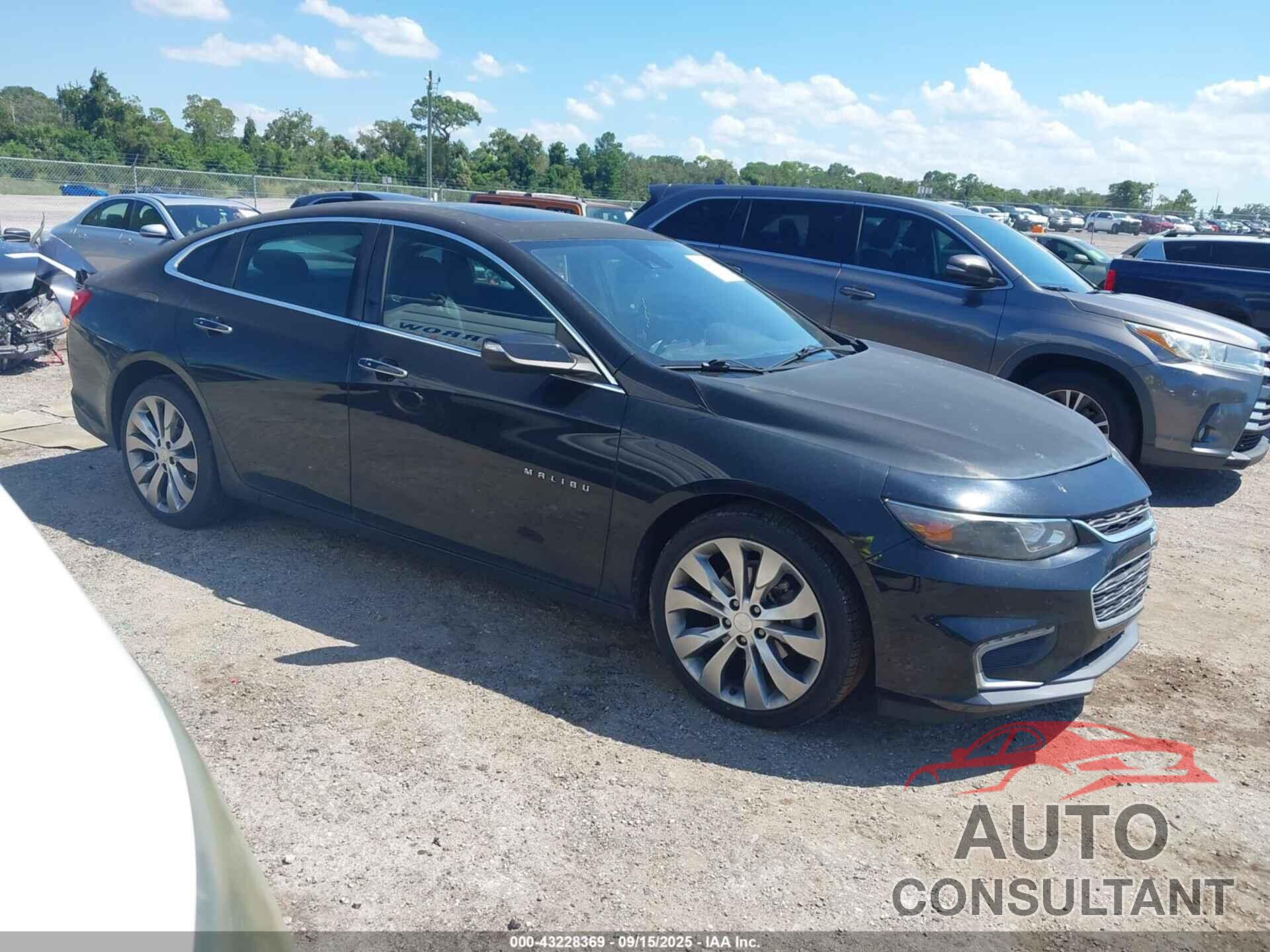 CHEVROLET MALIBU 2017 - 1G1ZH5SX1HF166827