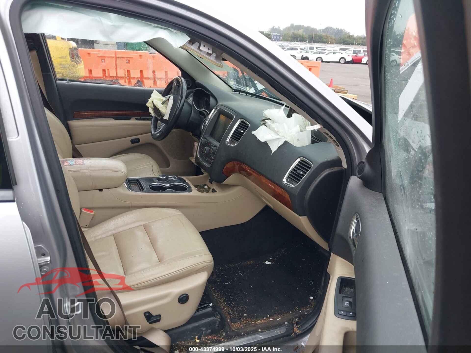 DODGE DURANGO 2015 - 1C4RDJDGXFC758024