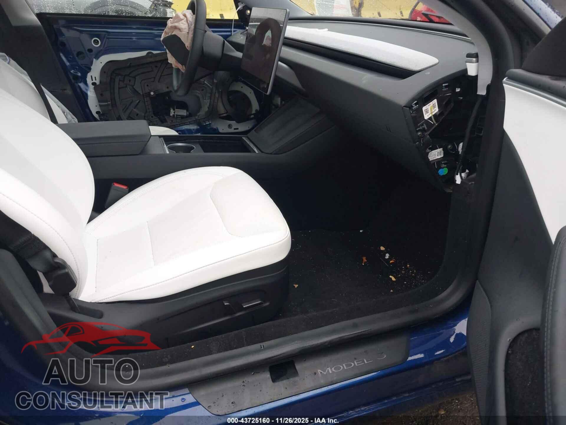TESLA MODEL 3 2024 - 5YJ3E1EA6RF848839