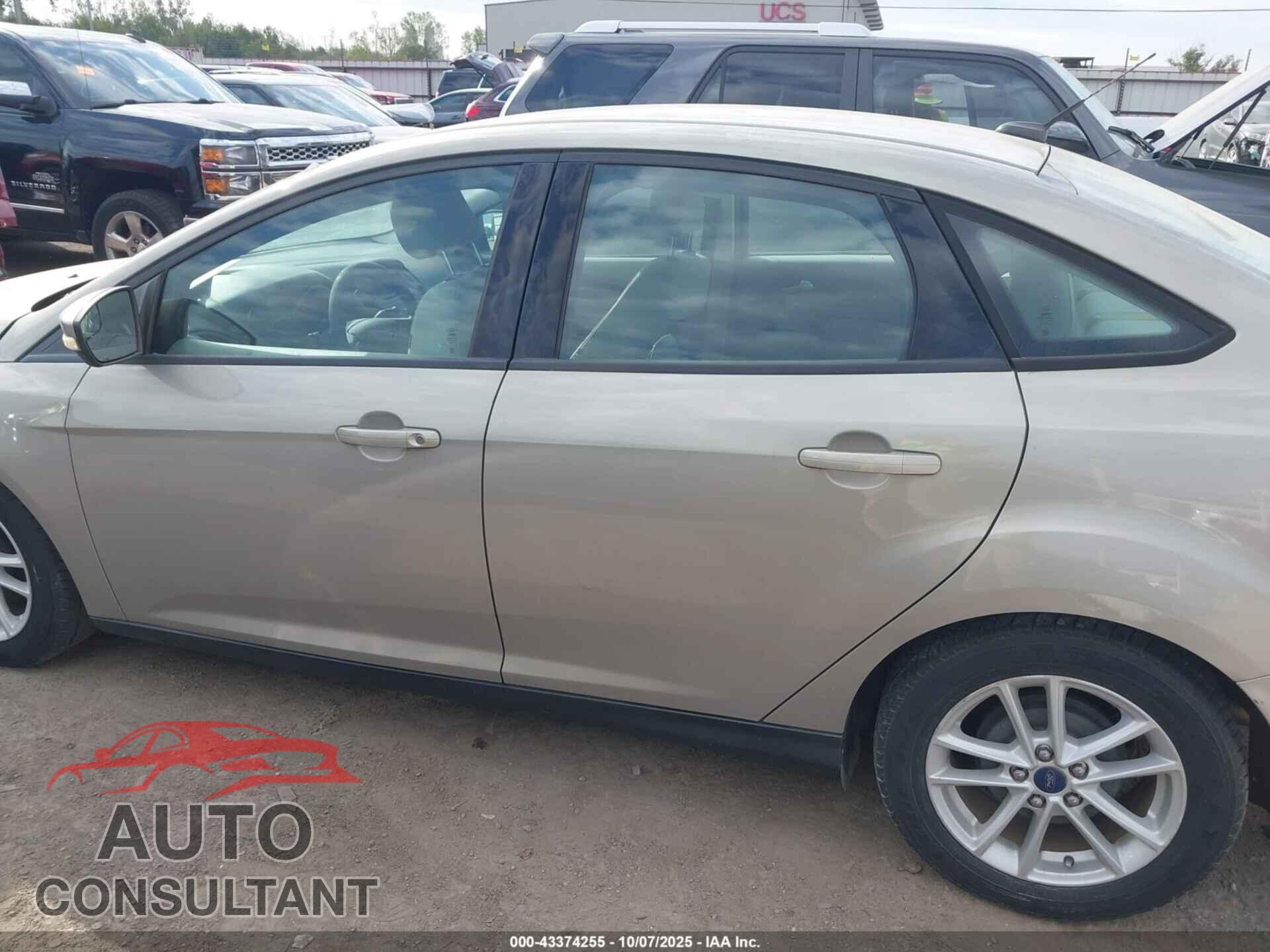 FORD FOCUS 2016 - 1FADP3F29GL212353
