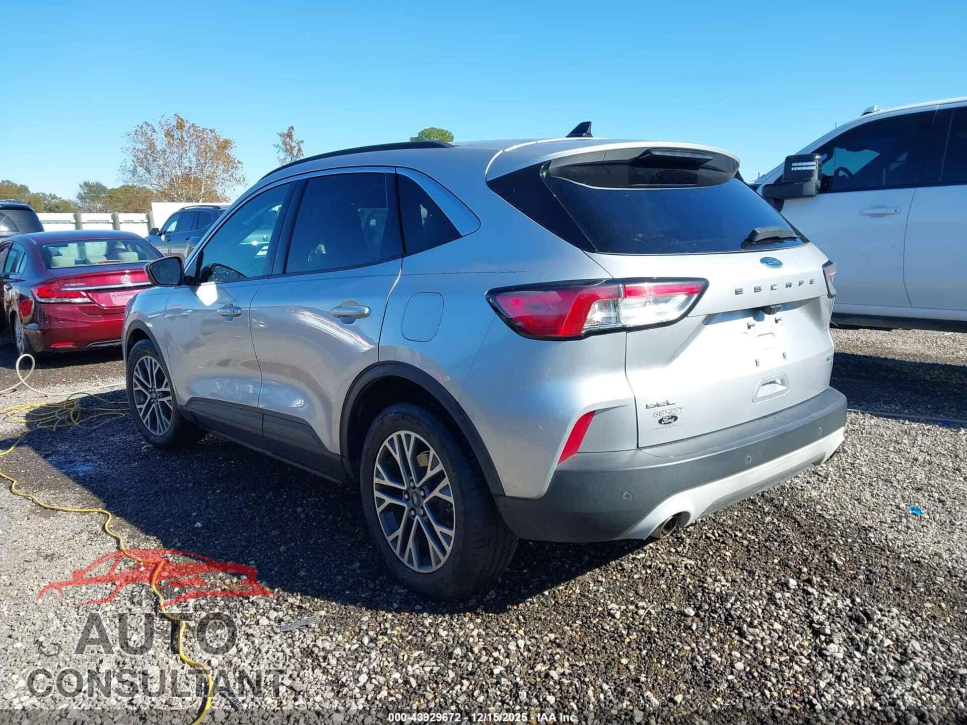 FORD ESCAPE 2020 - 1FMCU0H66LUA68516