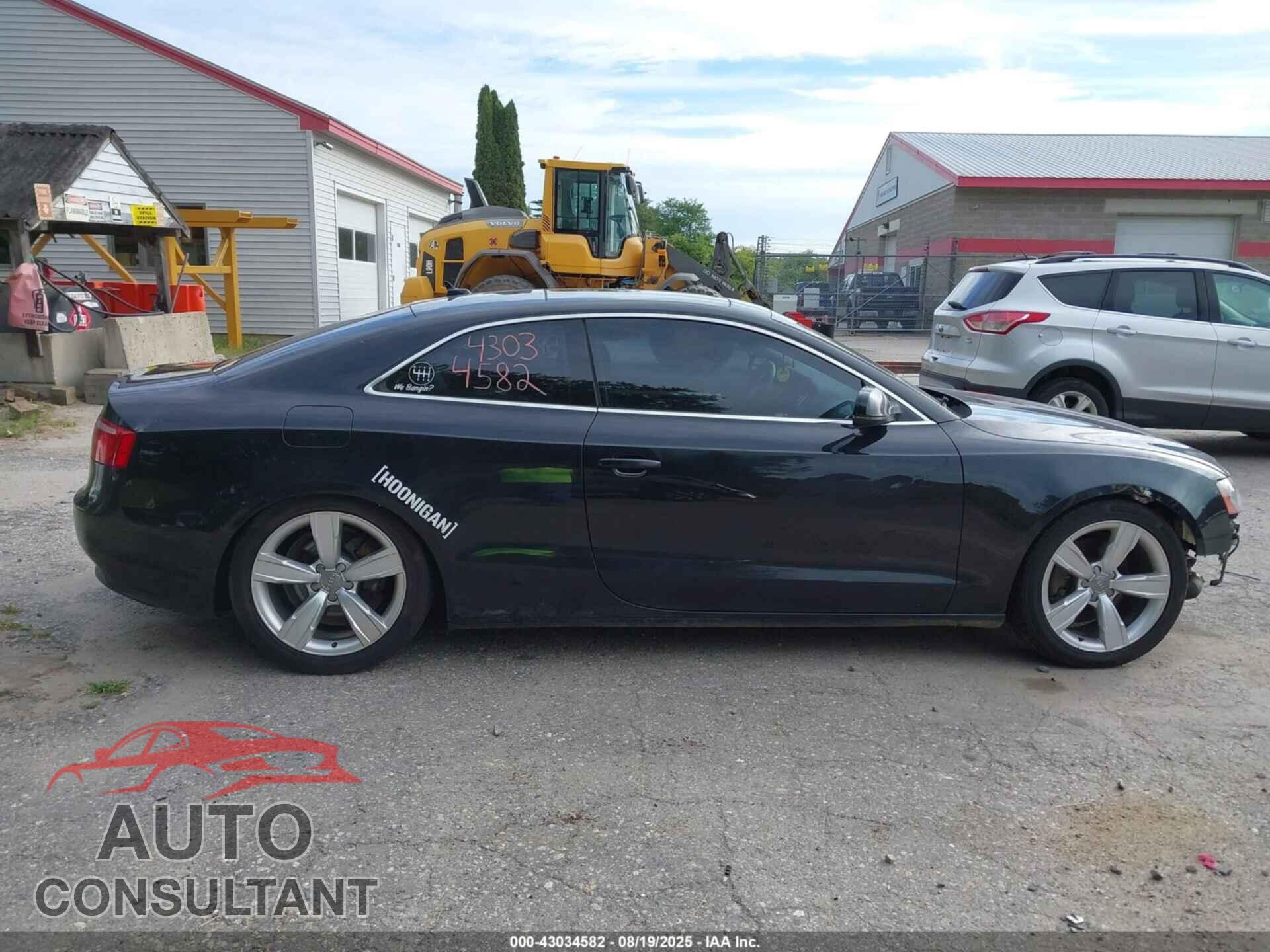 AUDI A5 2012 - WAUGFAFR9CA012846