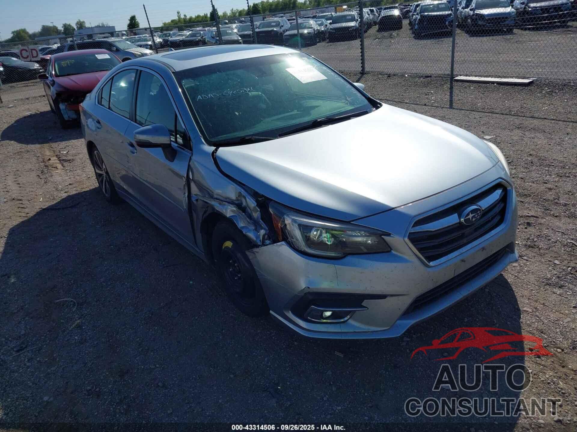 SUBARU LEGACY 2018 - 4S3BNAN61J3031691