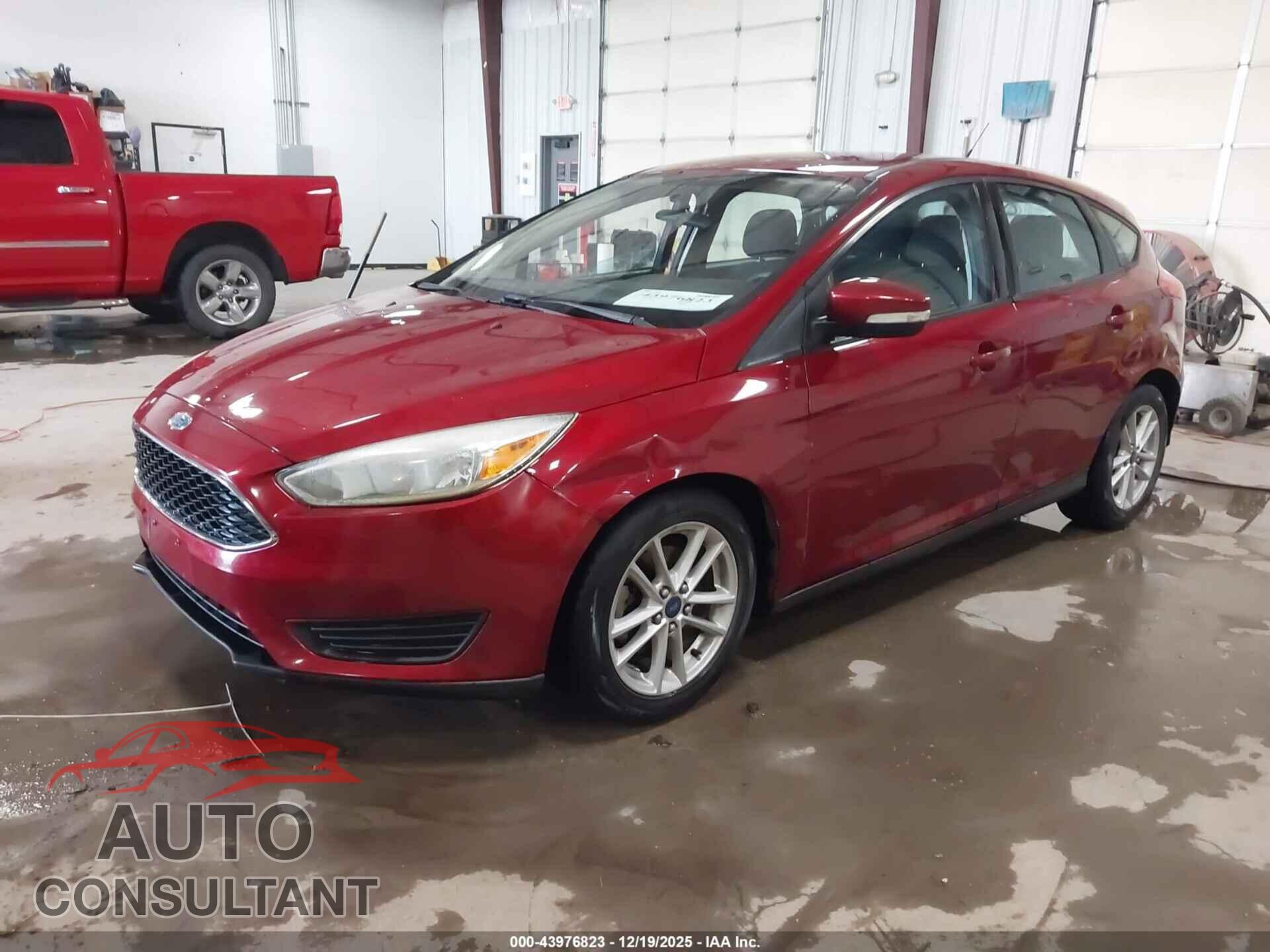 FORD FOCUS 2015 - 1FADP3K29FL369949