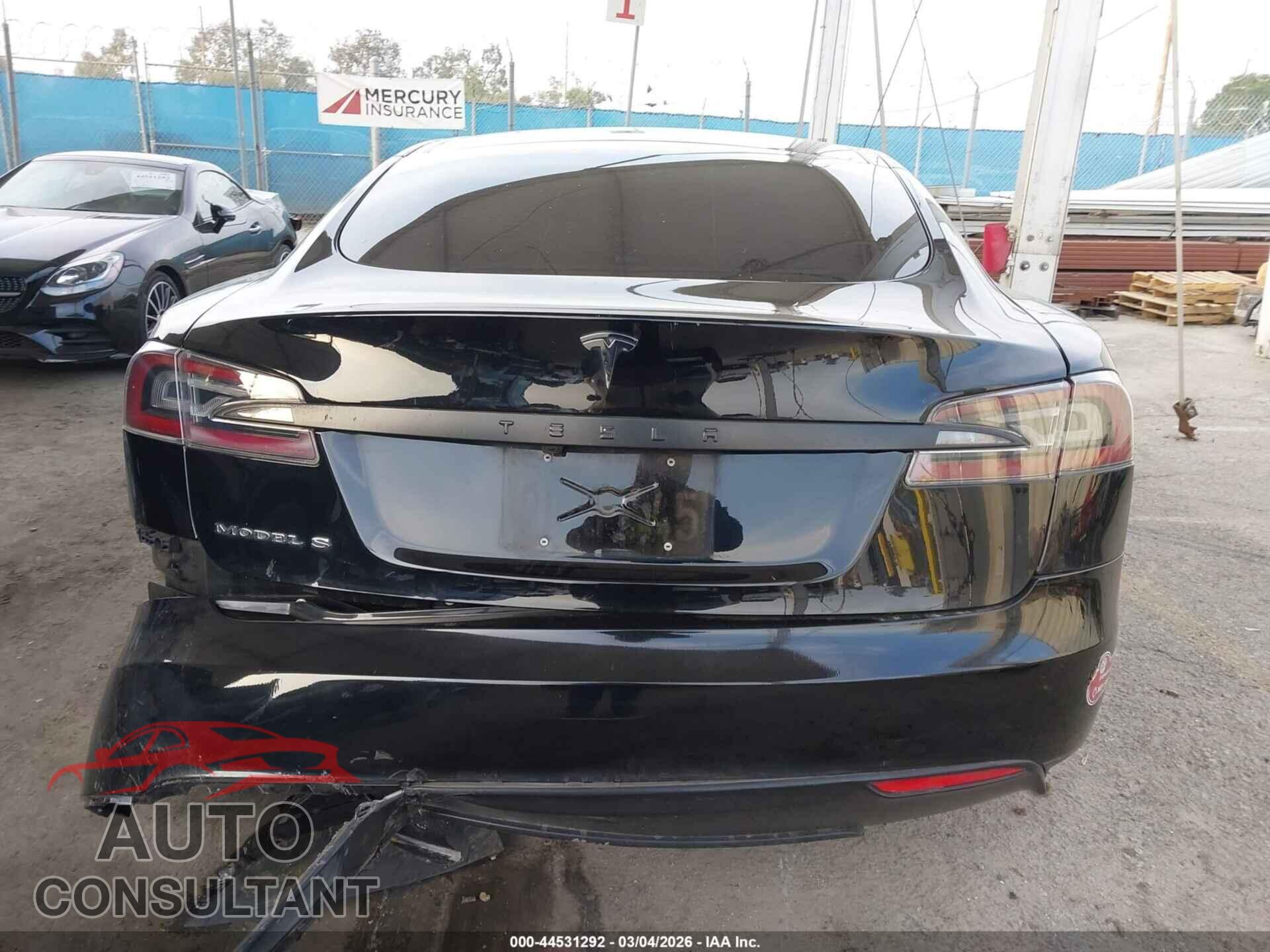 TESLA MODEL S 2013 - 5YJSA1CP0DFP06316