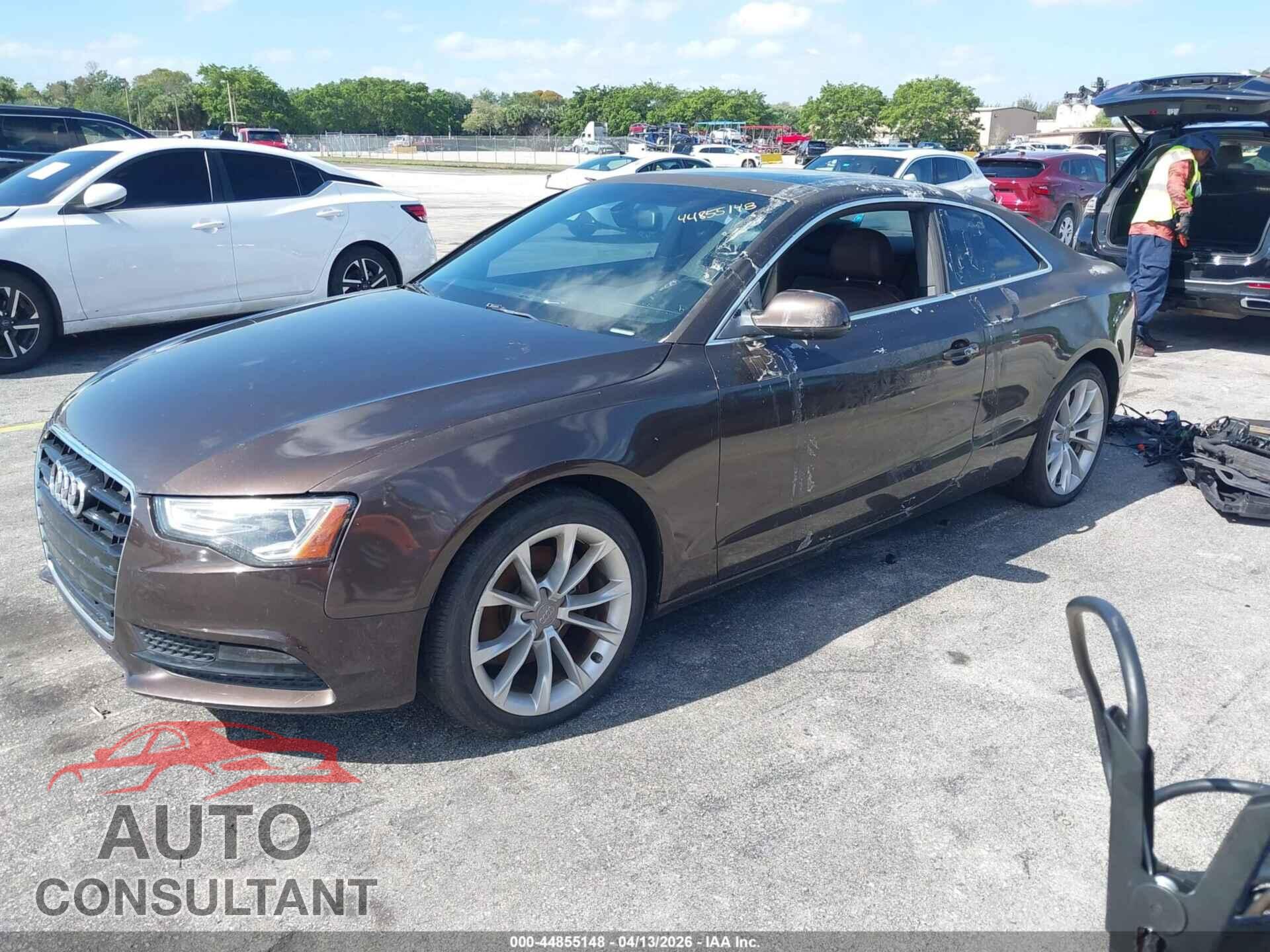 AUDI A5 2013 - WAUCFAFR2DA029116