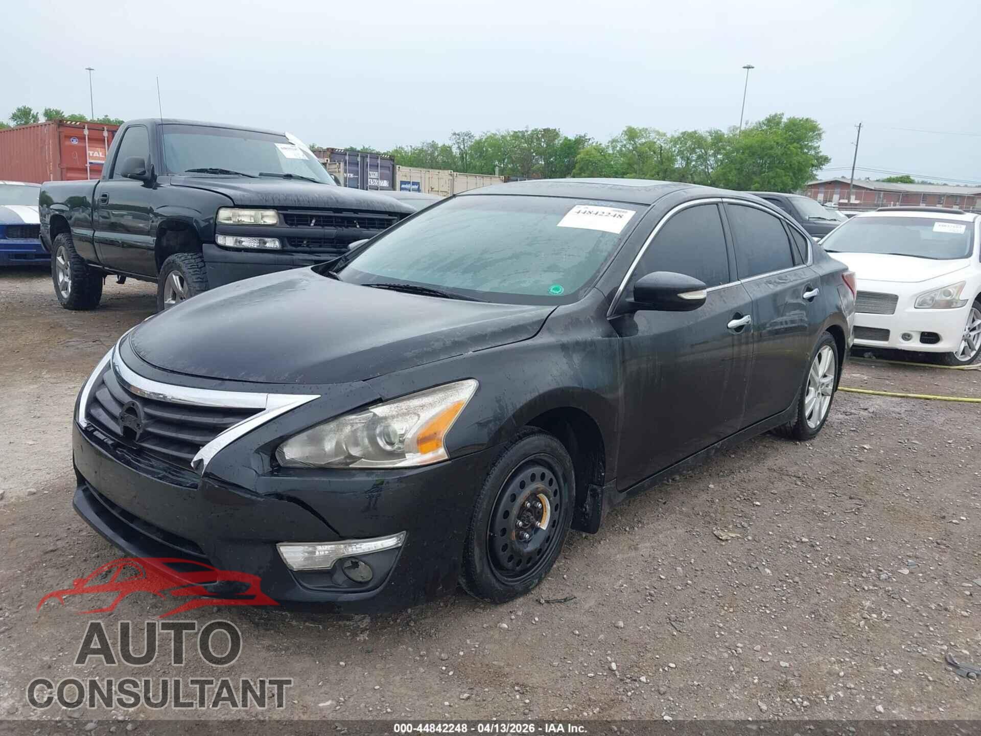NISSAN ALTIMA 2013 - 1N4BL3AP2DN477637