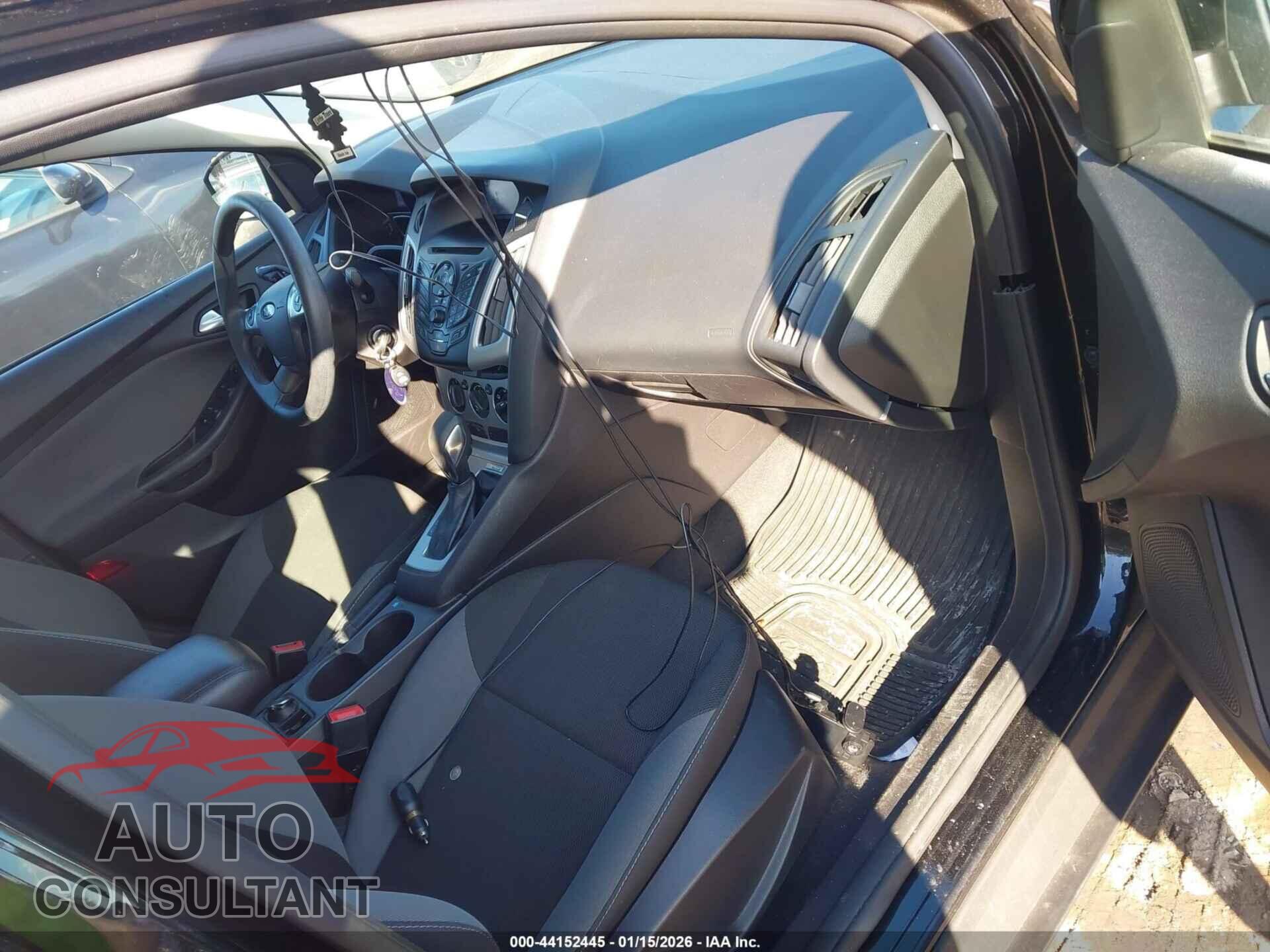 FORD FOCUS 2014 - 1FADP3F22EL344206