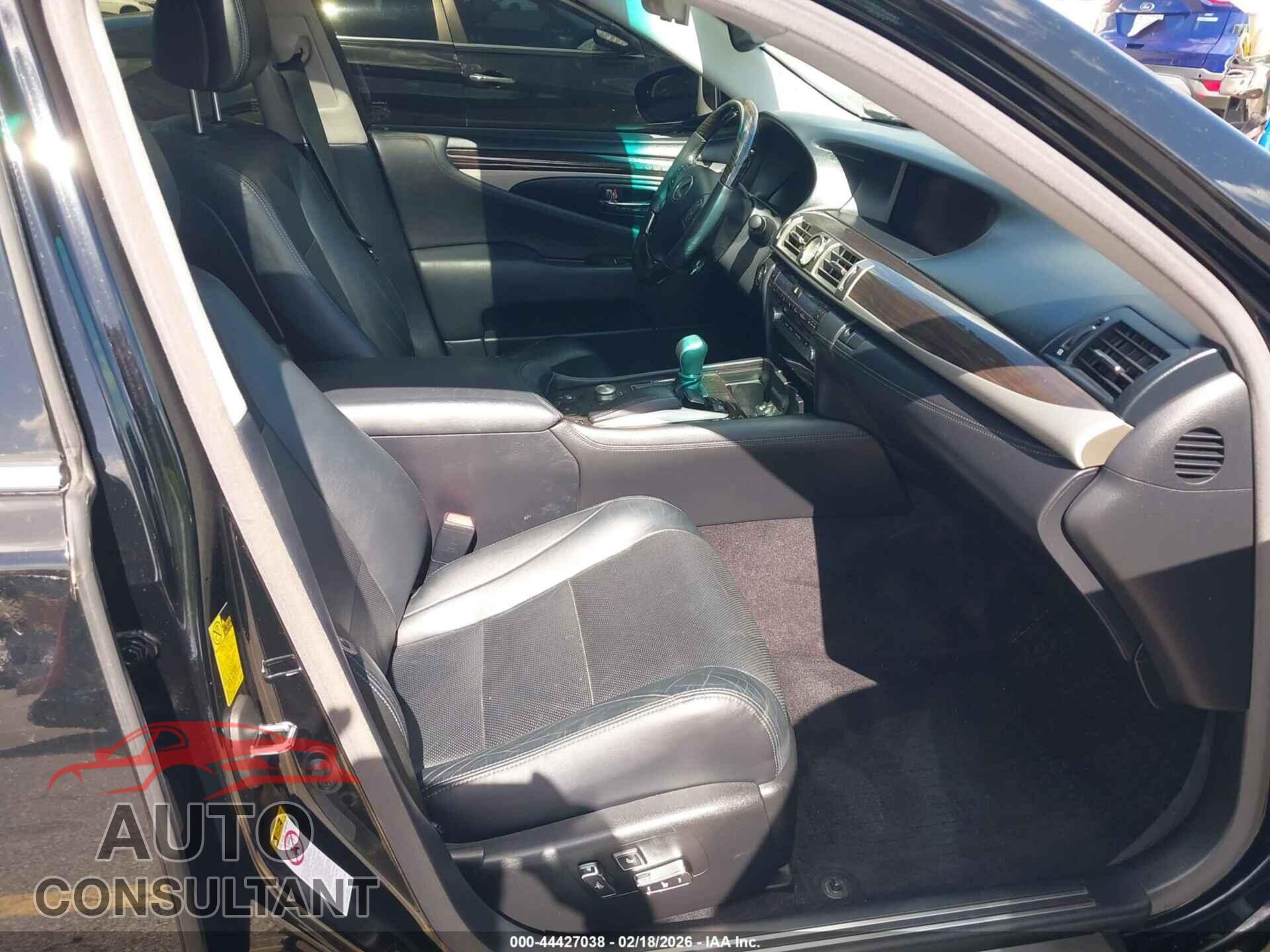 LEXUS LS 460 2014 - JTHCL5EF0E5020563
