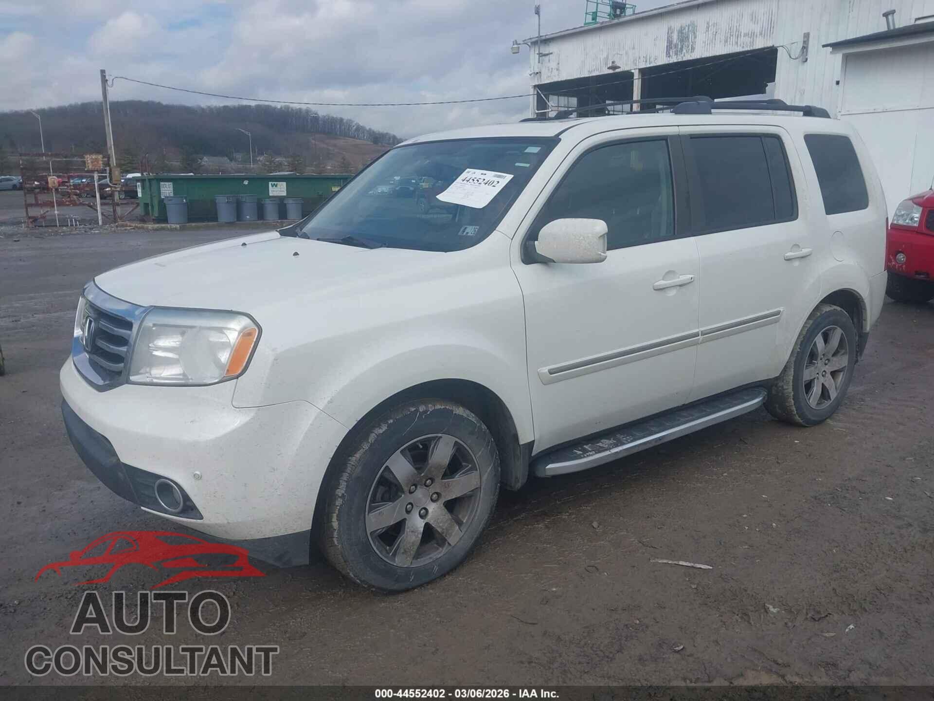 HONDA PILOT 2015 - 5FNYF4H94FB042919