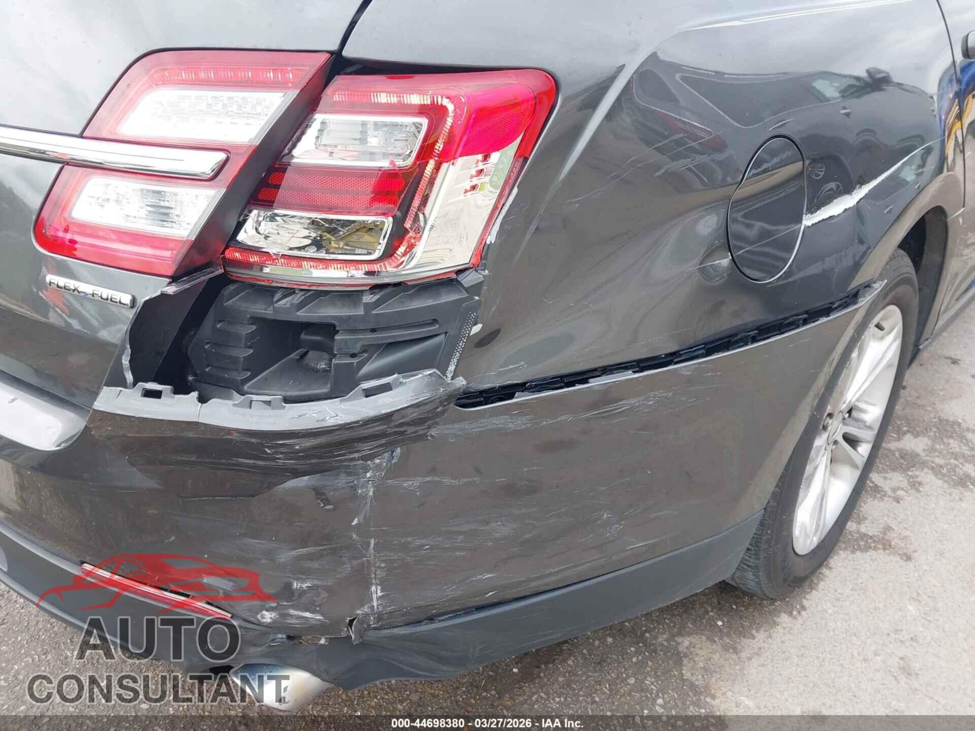 FORD TAURUS 2017 - 1FAHP2D8XHG110704