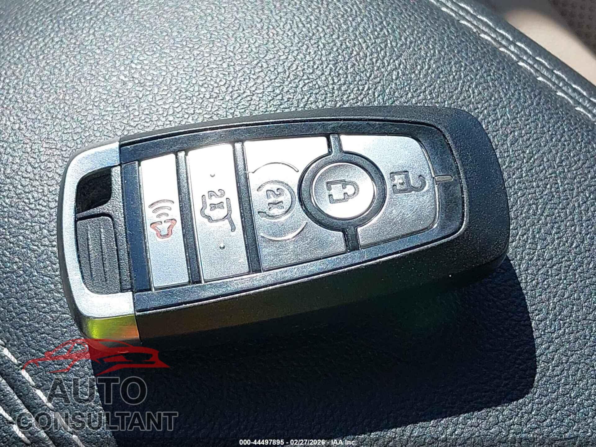 FORD ESCAPE 2020 - 1FMCU9DZ4LUA58409
