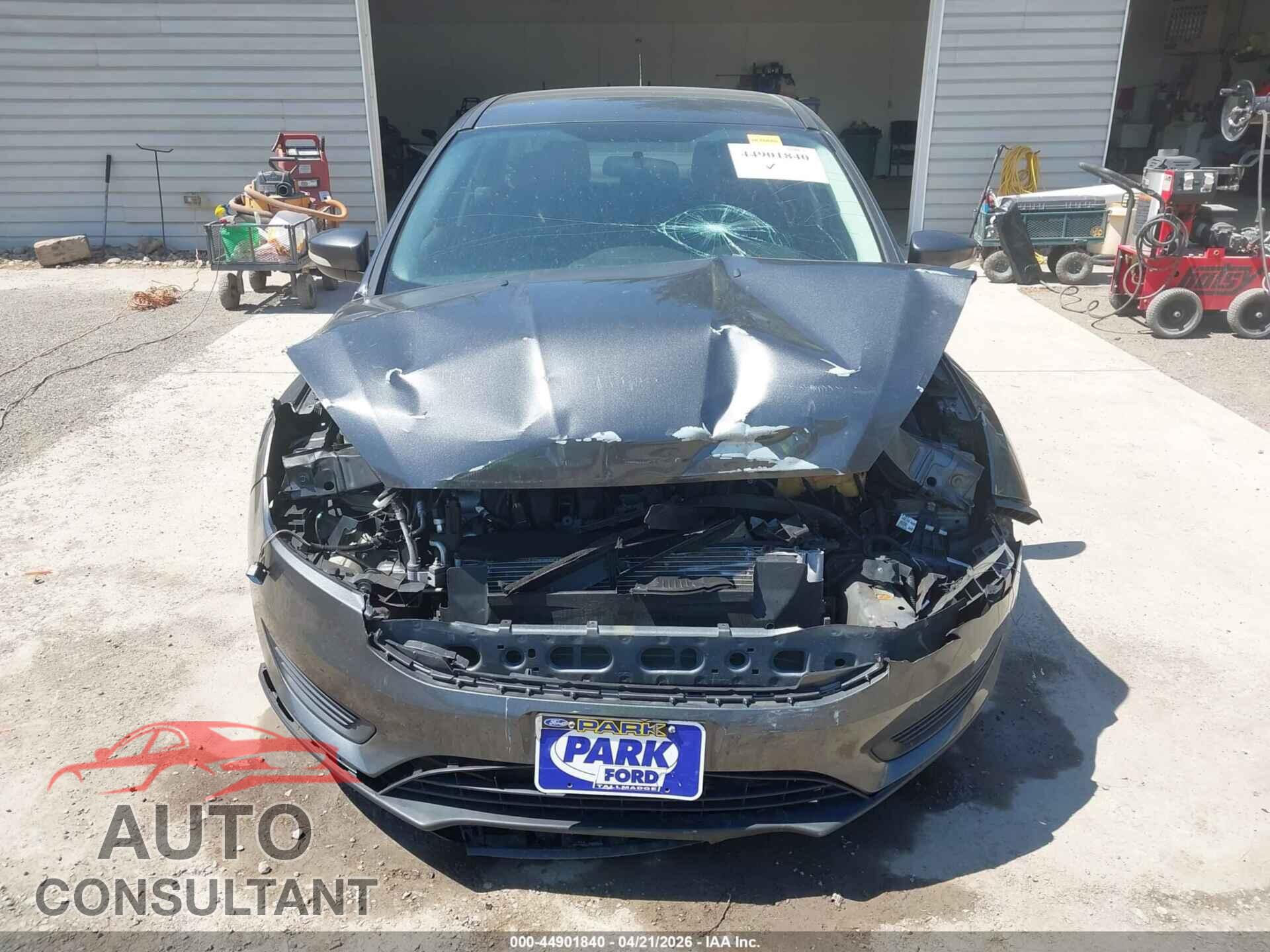 FORD FOCUS 2017 - 1FADP3F2XHL292019