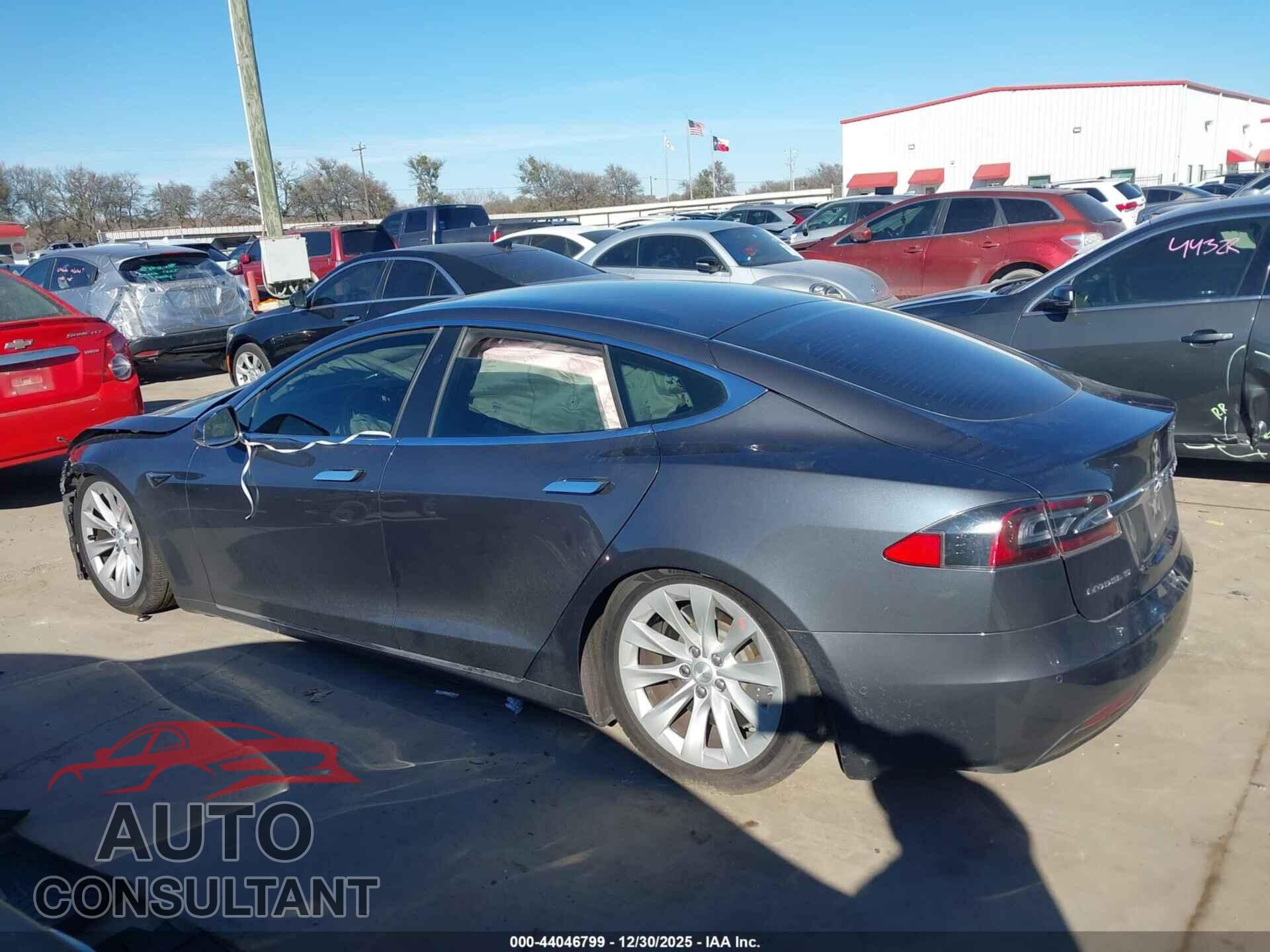 TESLA MODEL S 2017 - 5YJSA1E11HF233797