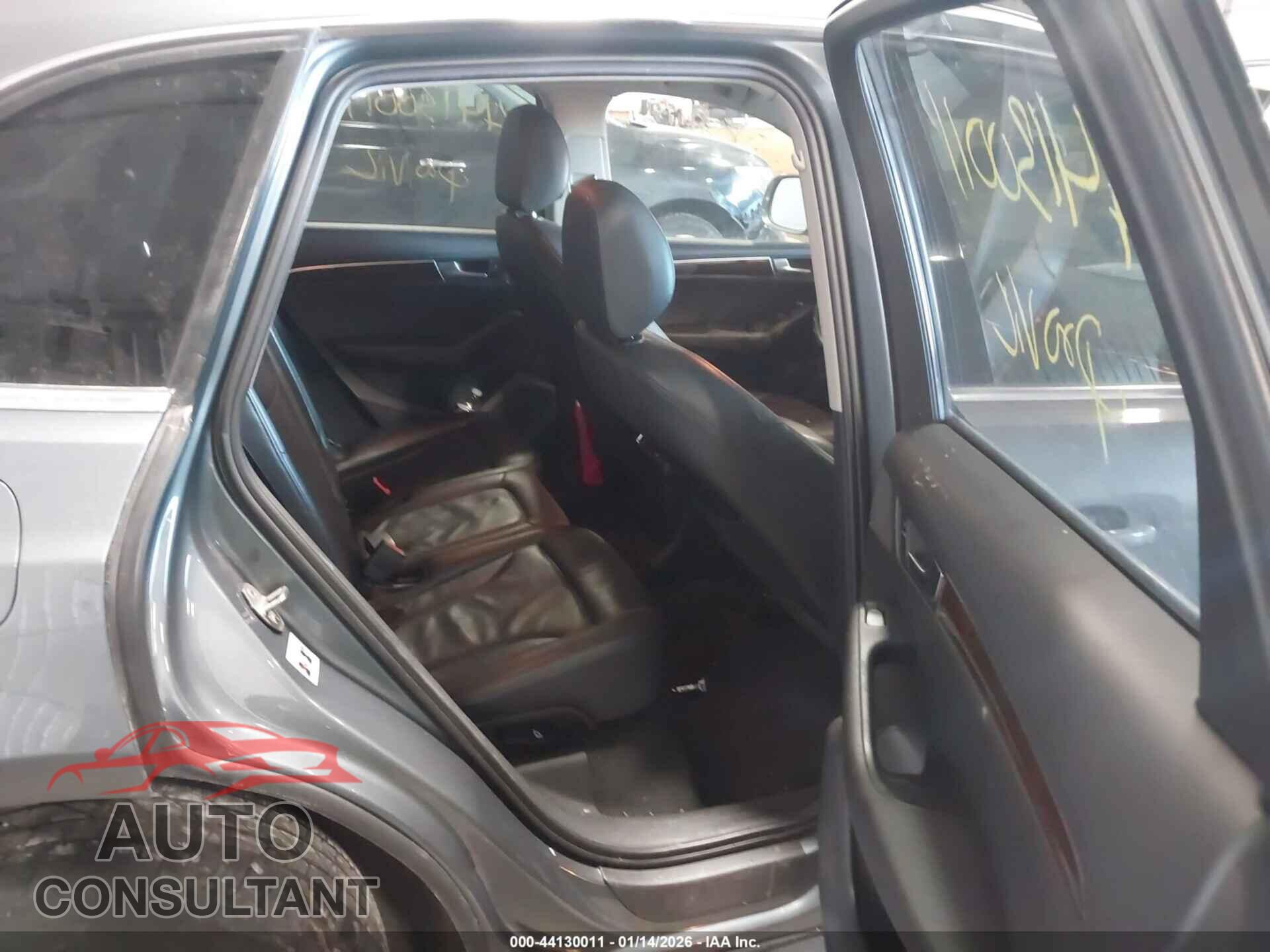 AUDI Q5 2012 - WA1CFAFP1CA100459