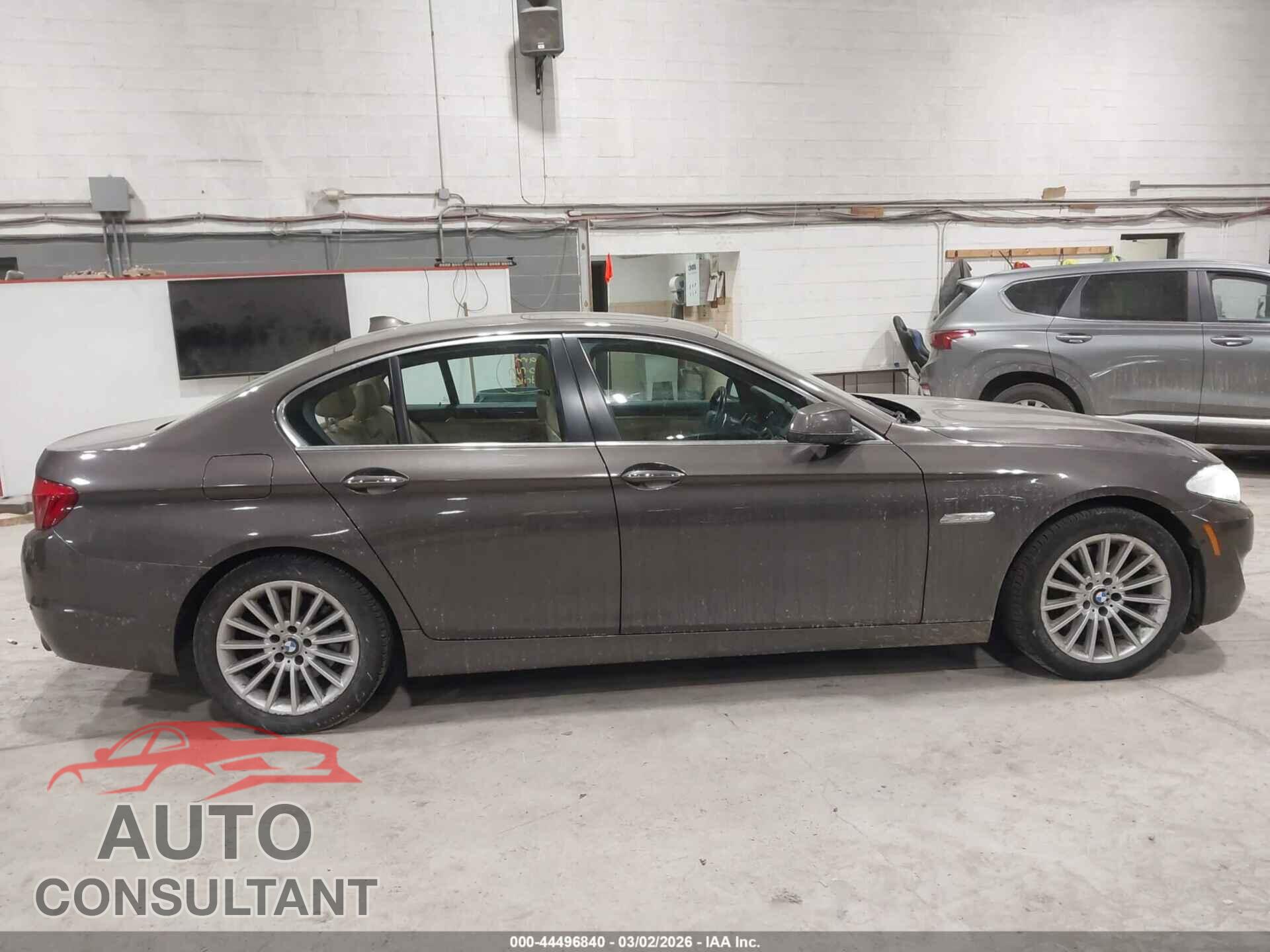 BMW 535I 2013 - WBAFU7C51DDU76428