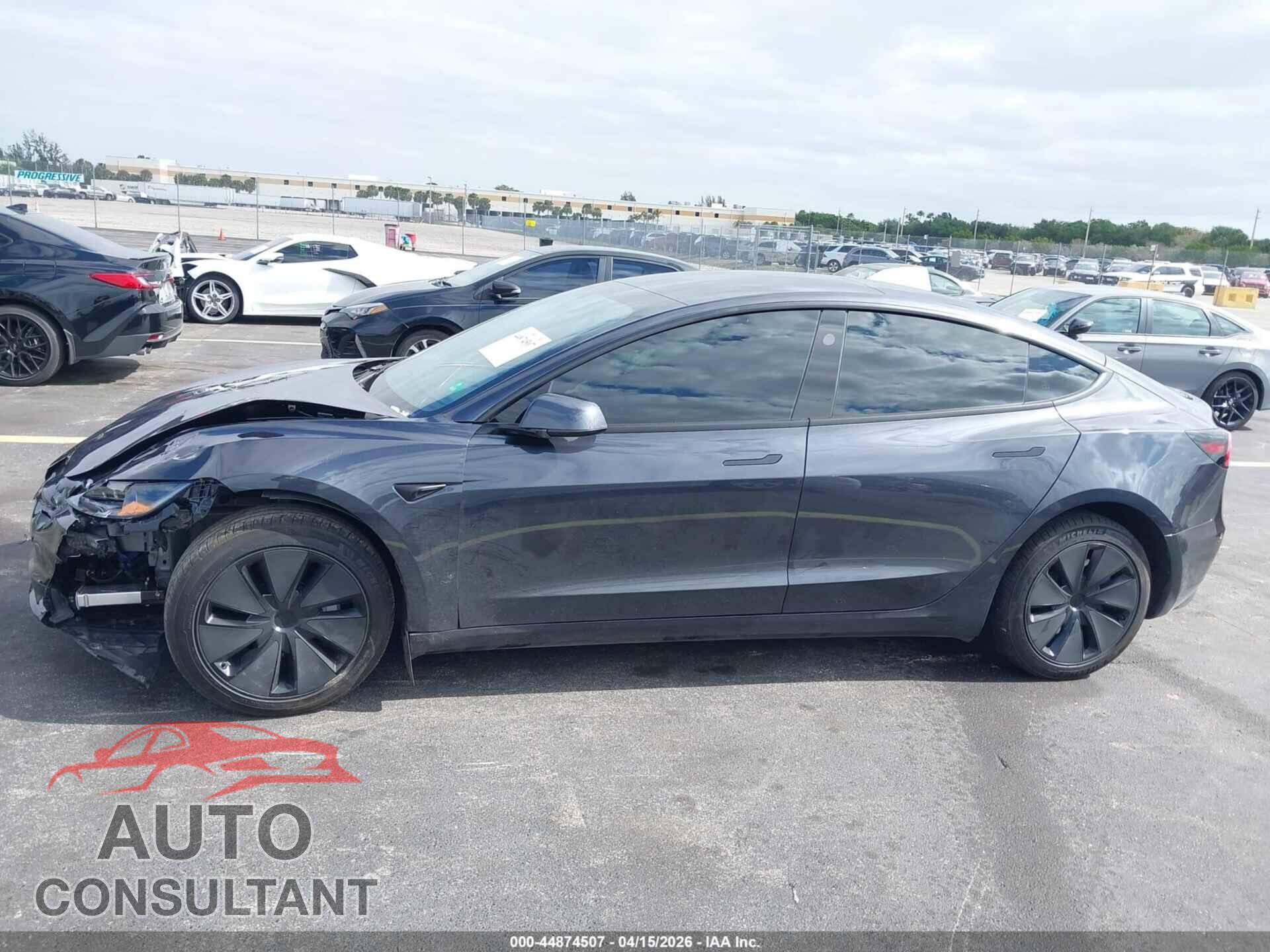 TESLA MODEL 3 2026 - 5YJ3E1EAXTF128046