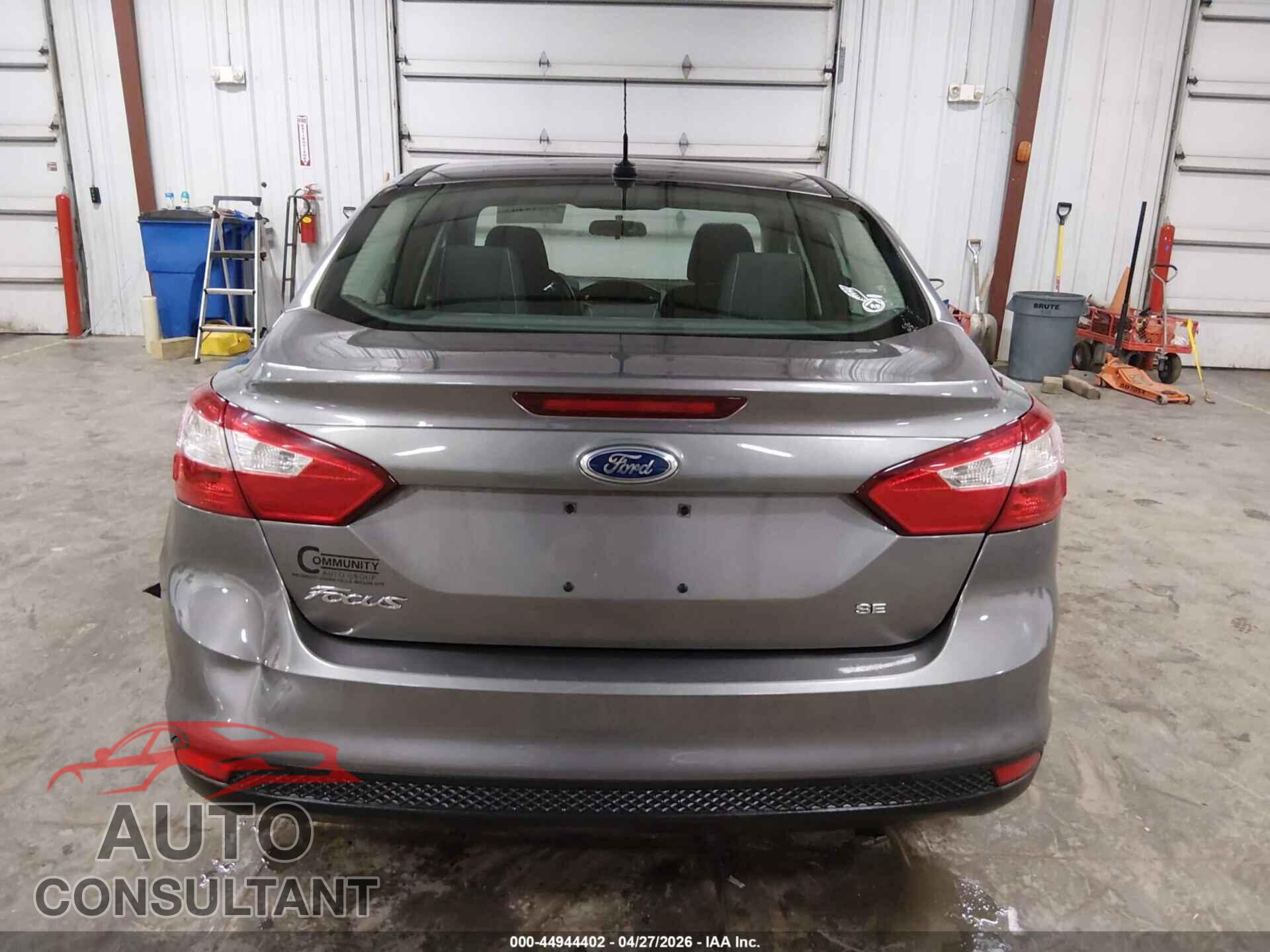 FORD FOCUS 2014 - 1FADP3F24EL457039