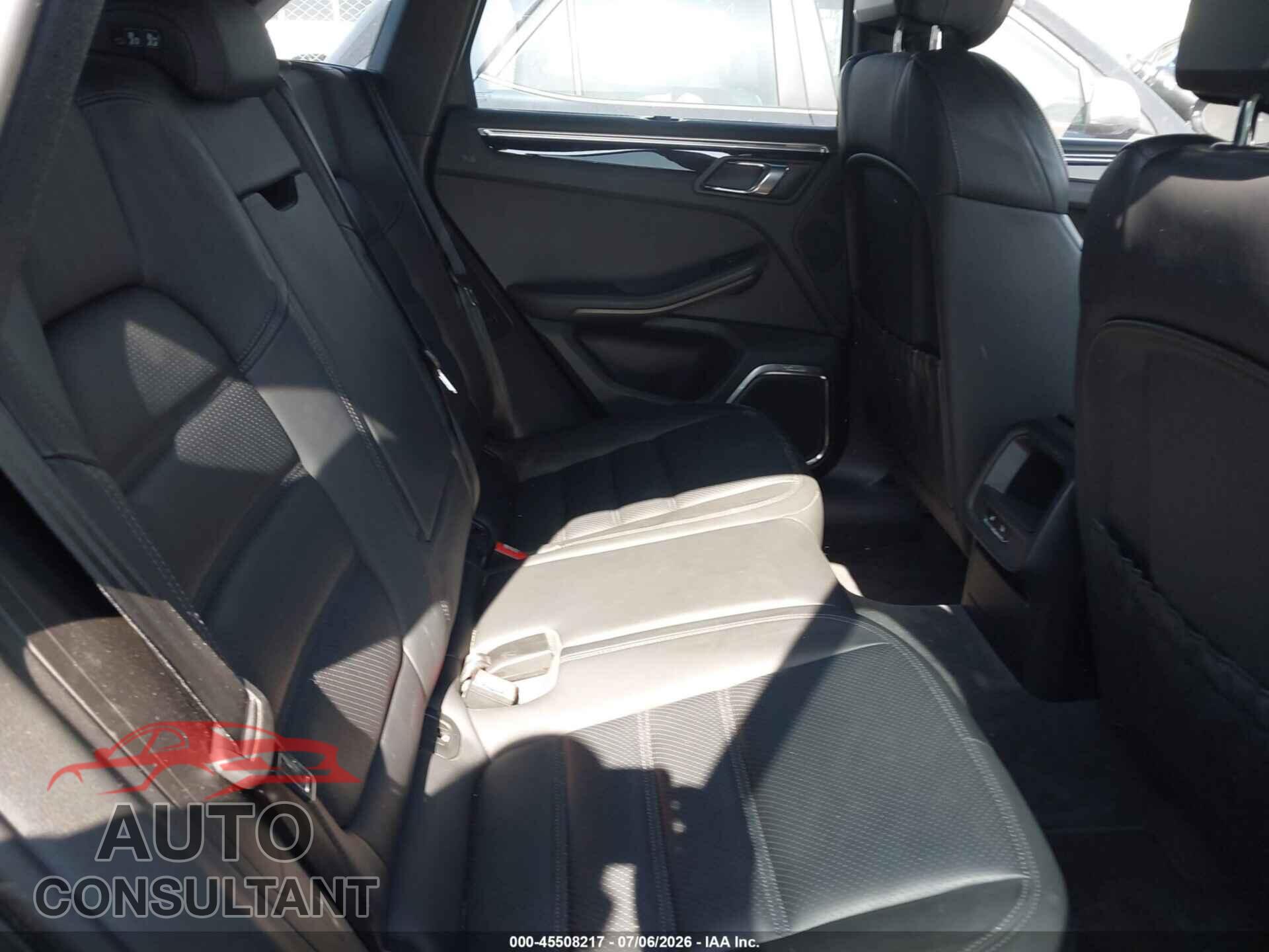 PORSCHE MACAN 2015 - WP1AB2A50FLB54329