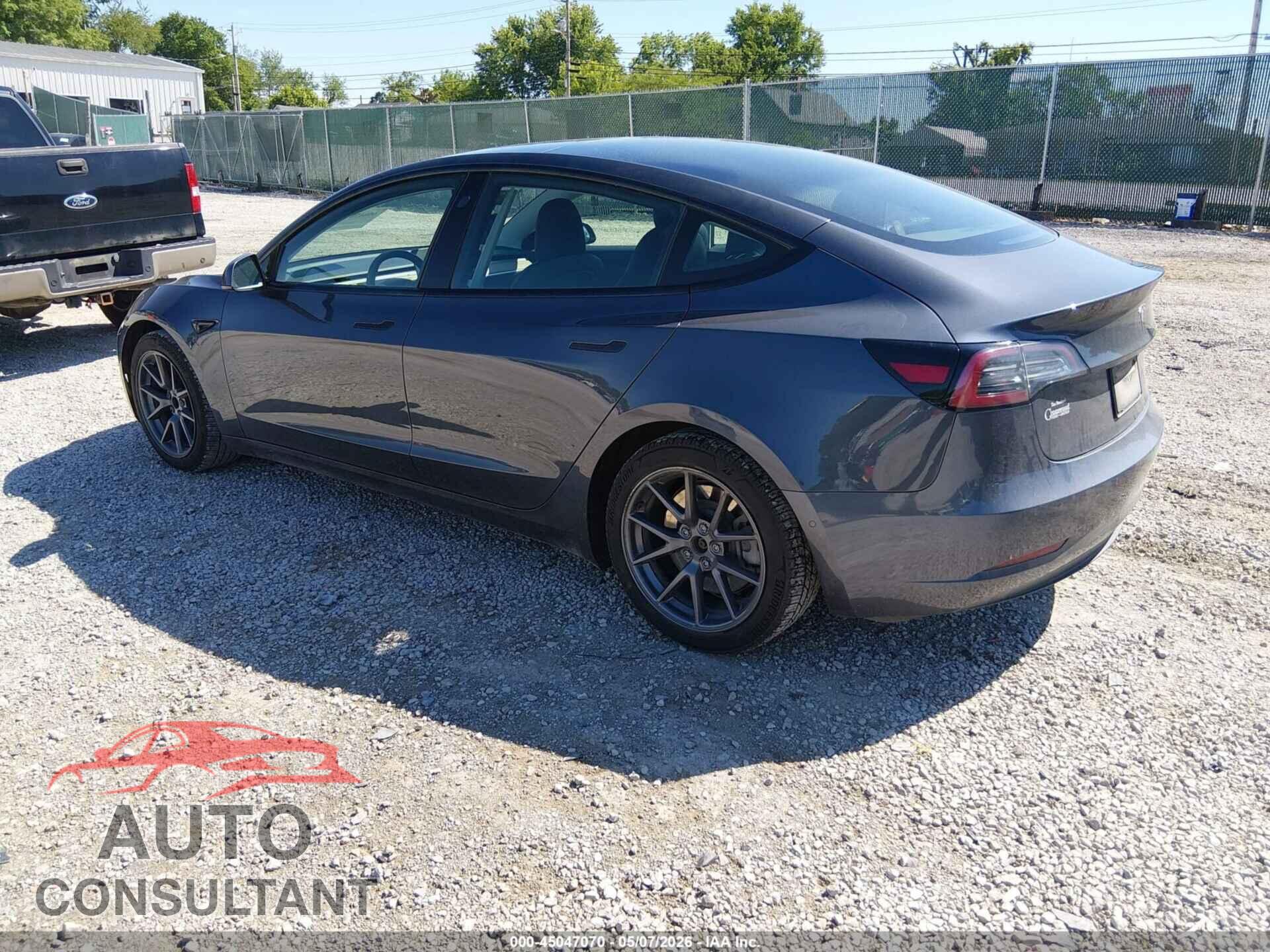 TESLA MODEL 3 2021 - 5YJ3E1EA8MF866882