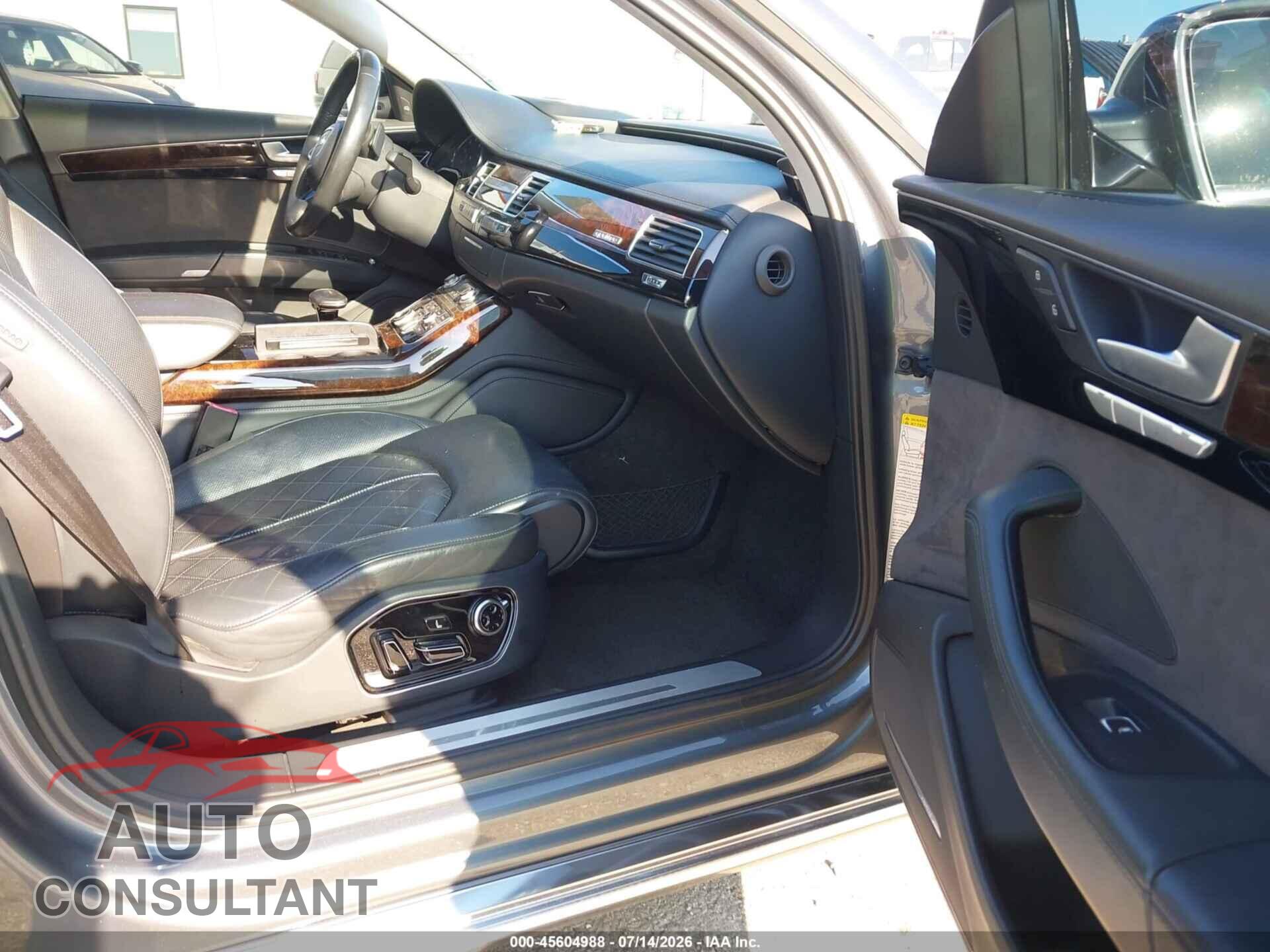 AUDI A8 L 2015 - WAU32AFD7FN002635