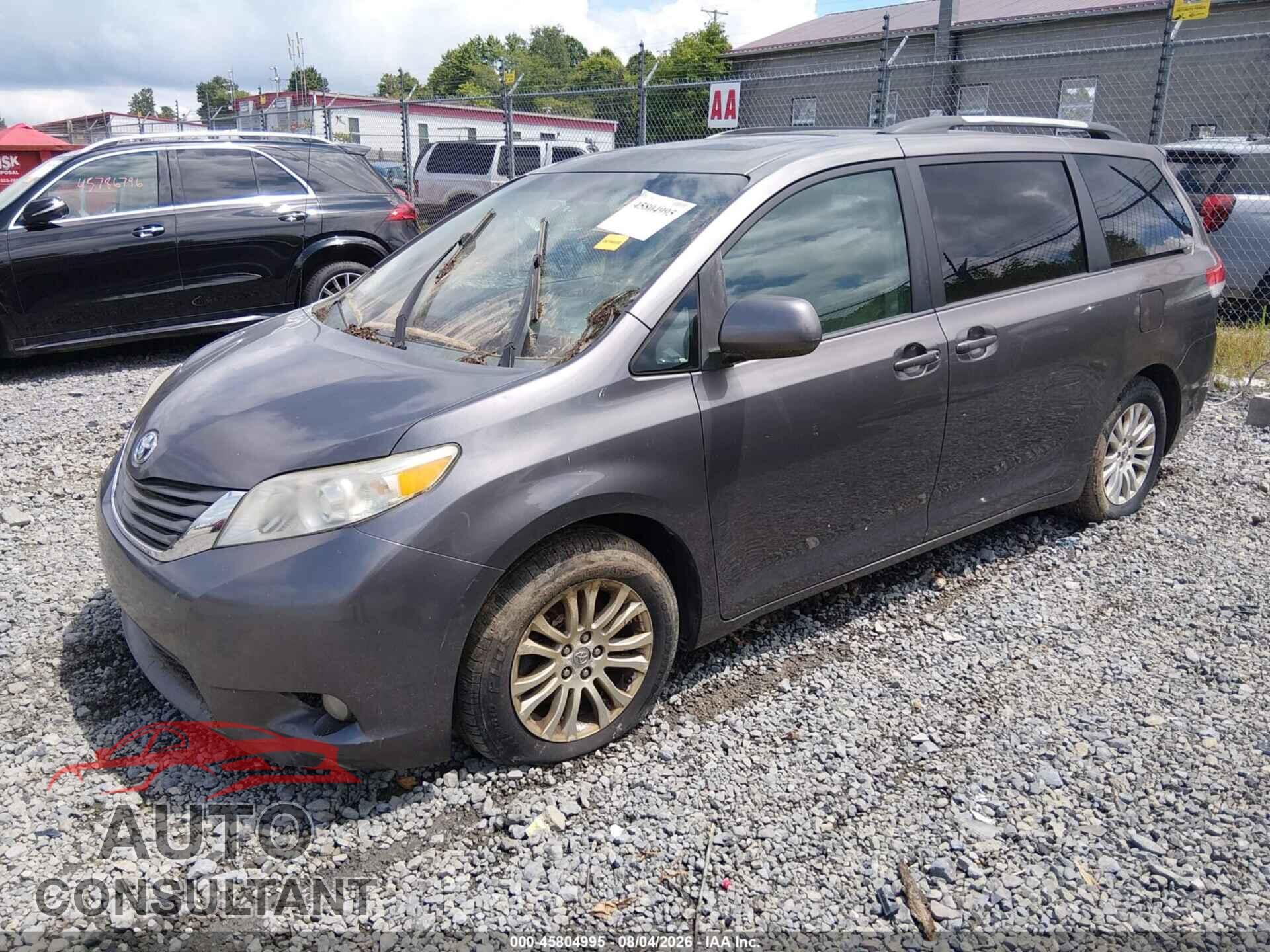 TOYOTA SIENNA 2011 - 5TDYK3DC2BS171707