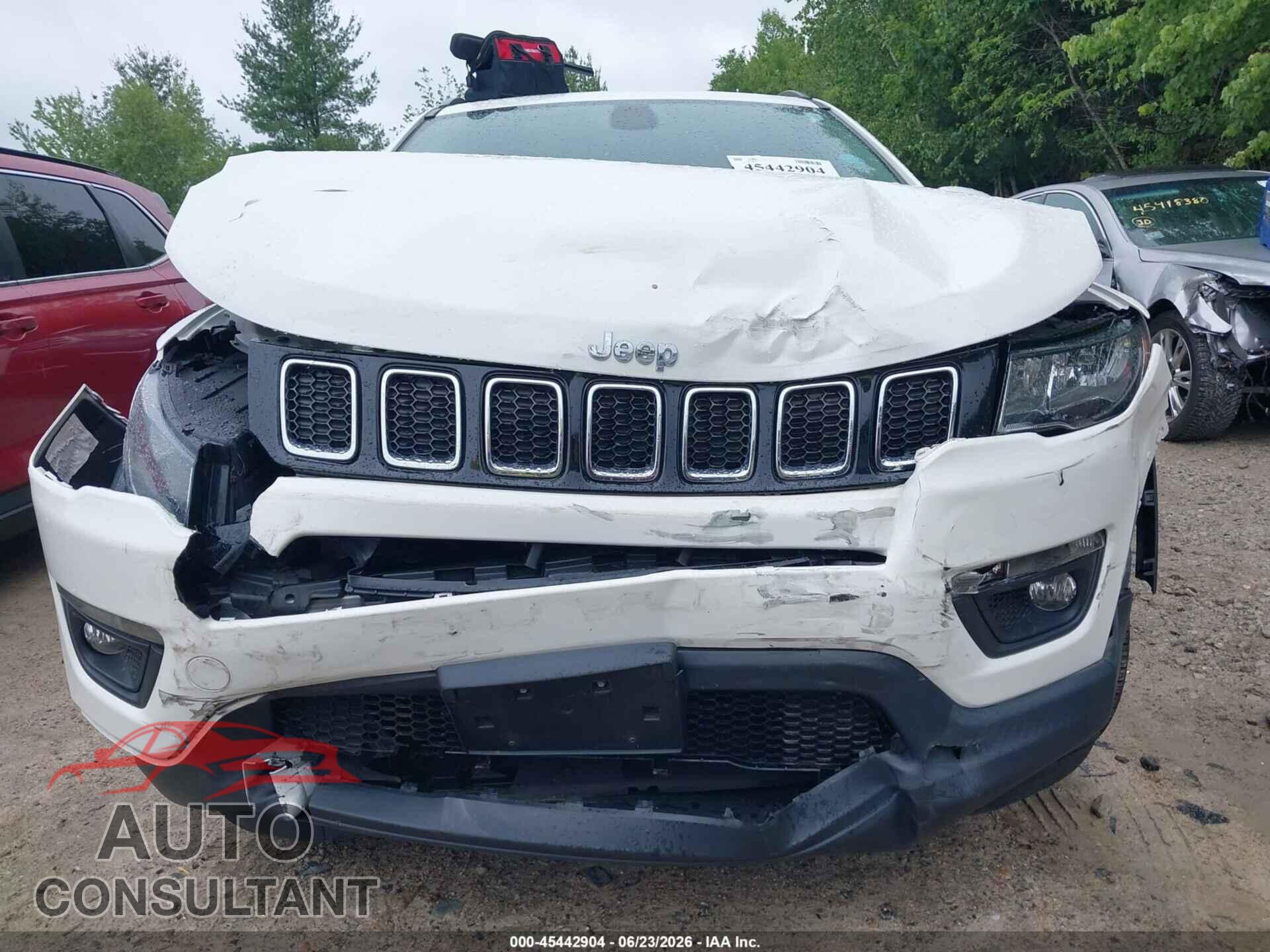 JEEP COMPASS 2017 - 3C4NJDBB7HT656123