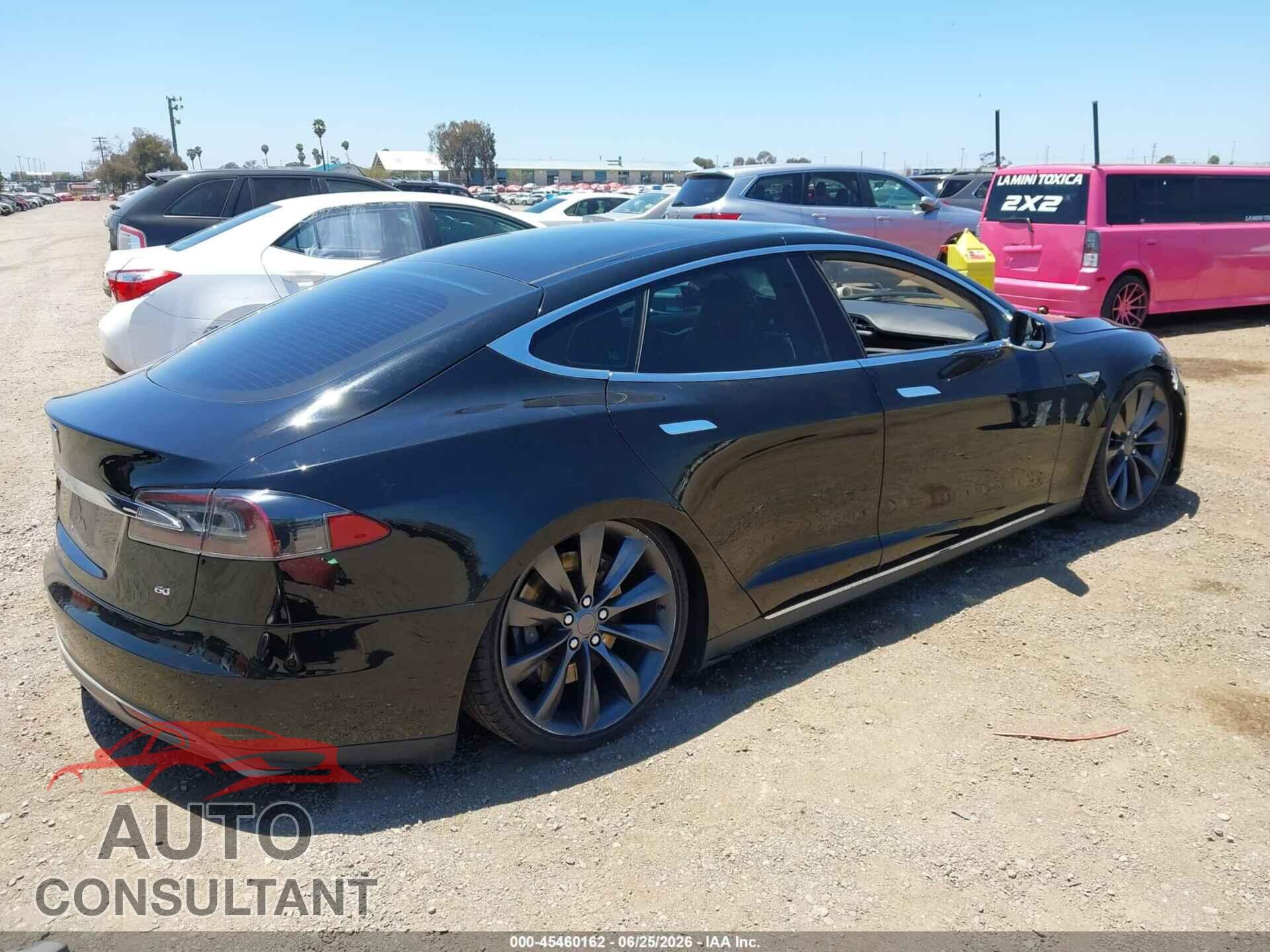 TESLA MODEL S 2013 - 5YJSA1CG2DFP20699