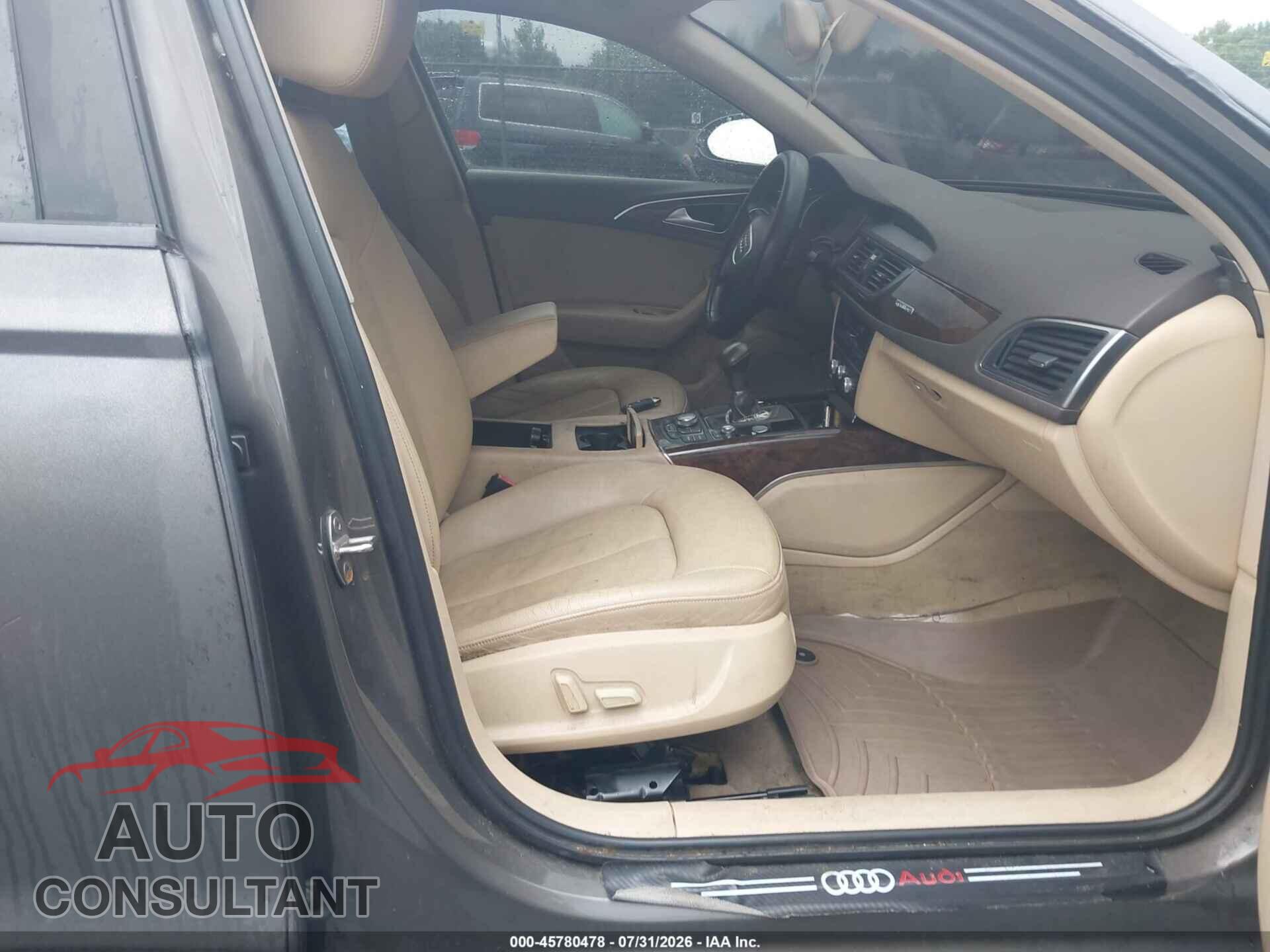 AUDI A6 2013 - WAUGFAFC5DN107216