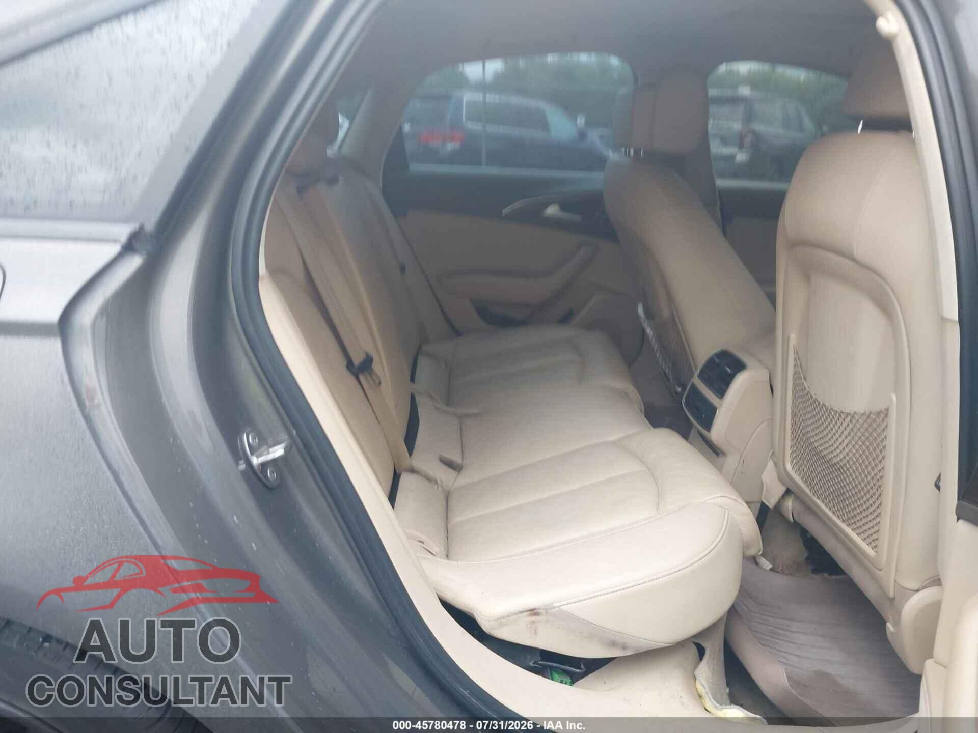 AUDI A6 2013 - WAUGFAFC5DN107216