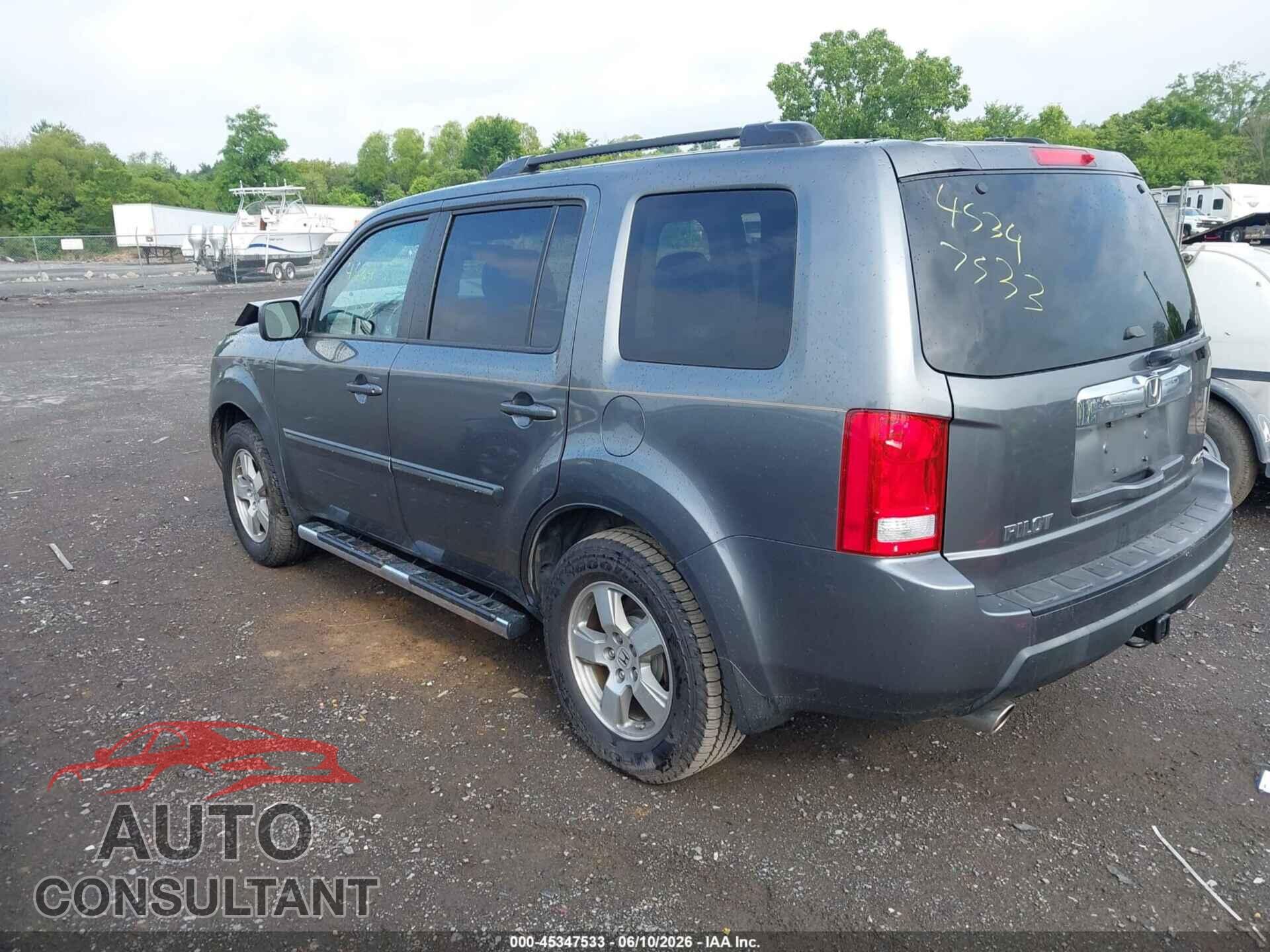 HONDA PILOT 2011 - 5FNYF4H56BB079915
