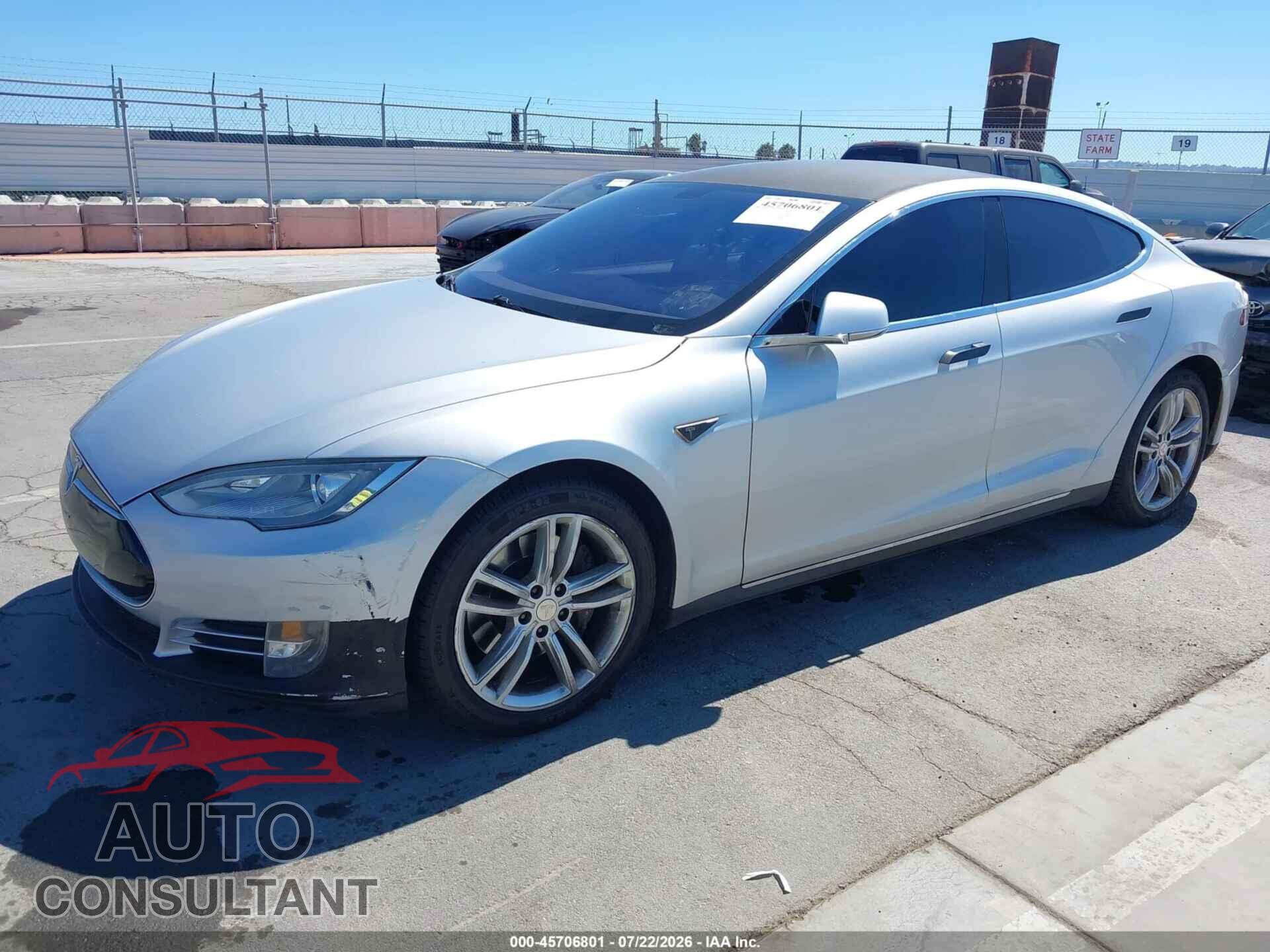TESLA MODEL S 2013 - 5YJSA1AC7DFP10802