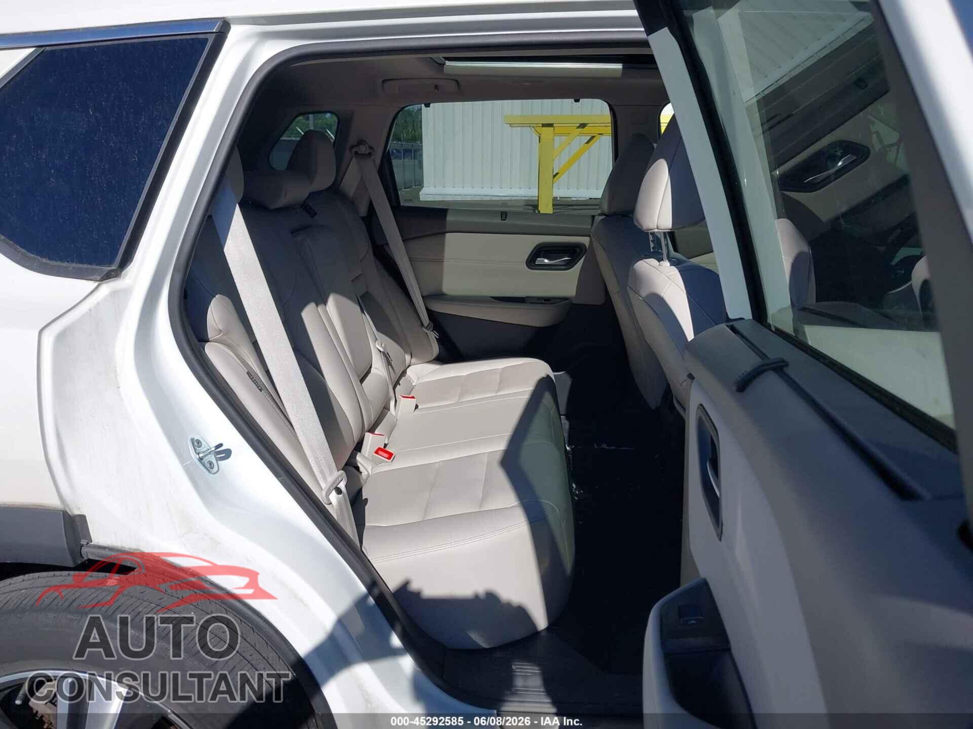 NISSAN ROGUE 2023 - 5N1BT3CB8PC856424