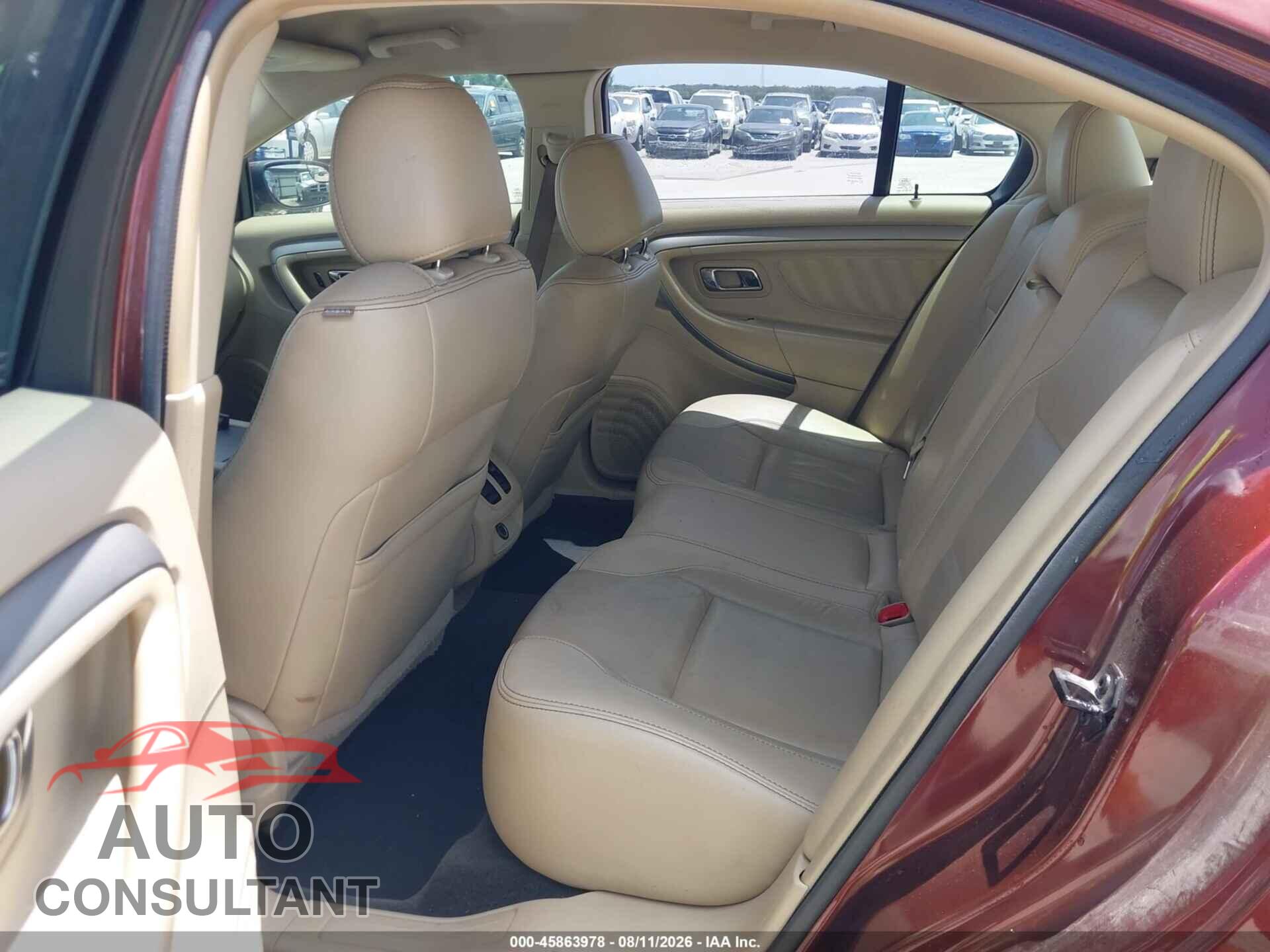 FORD TAURUS 2015 - 1FAHP2E83FG114041