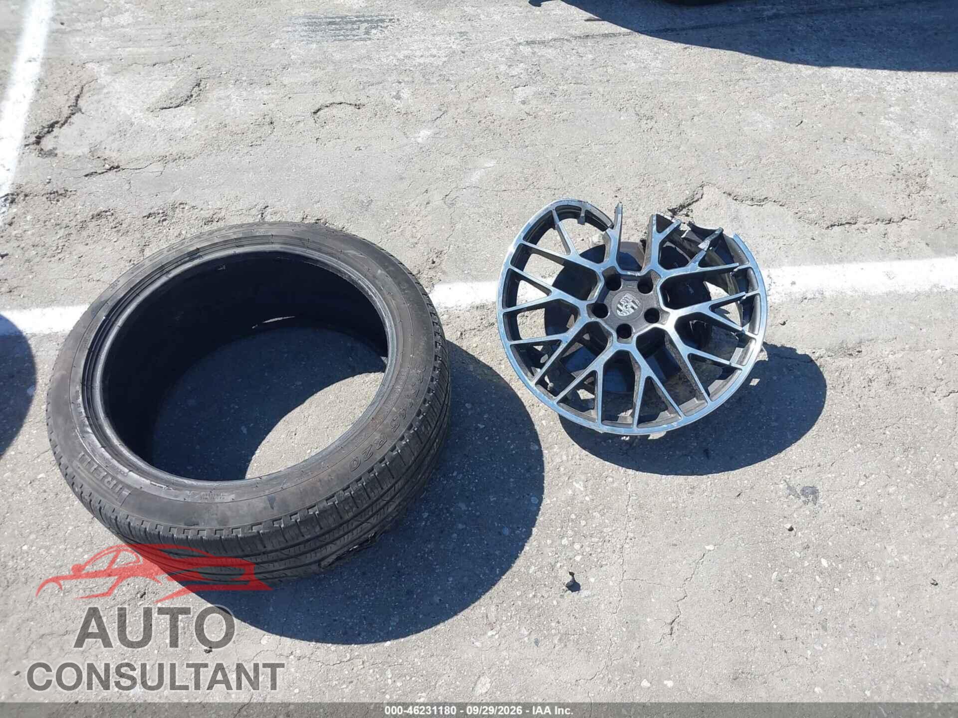 PORSCHE MACAN 2018 - WP1AA2A54JLB06764