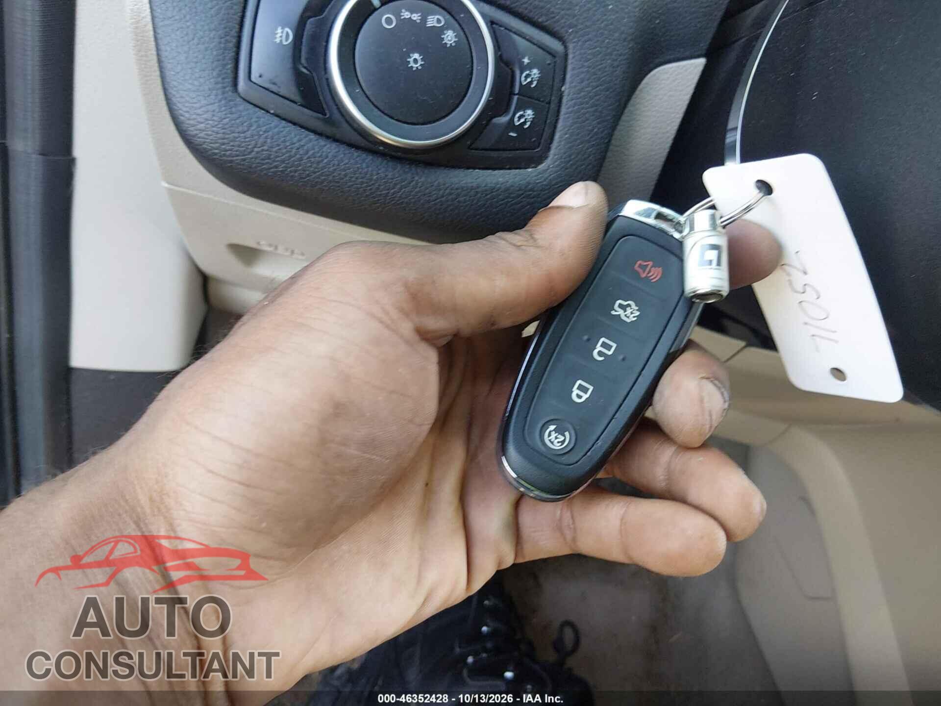 FORD ESCAPE 2015 - 1FMCU9J96FUC19447