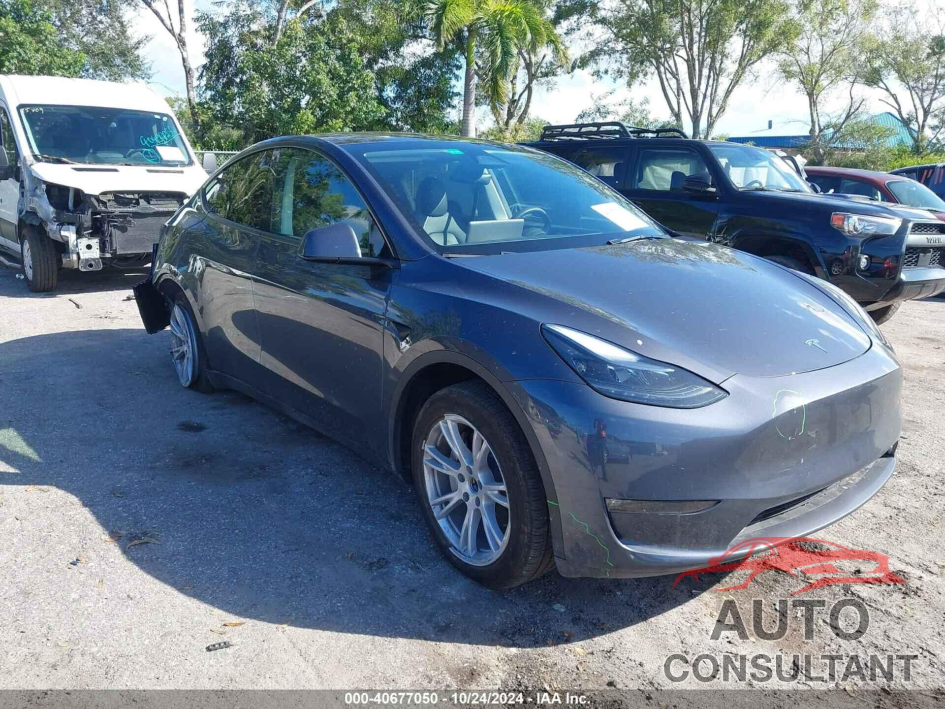 TESLA MODEL Y 2023 - 7SAYGDED2PF947136