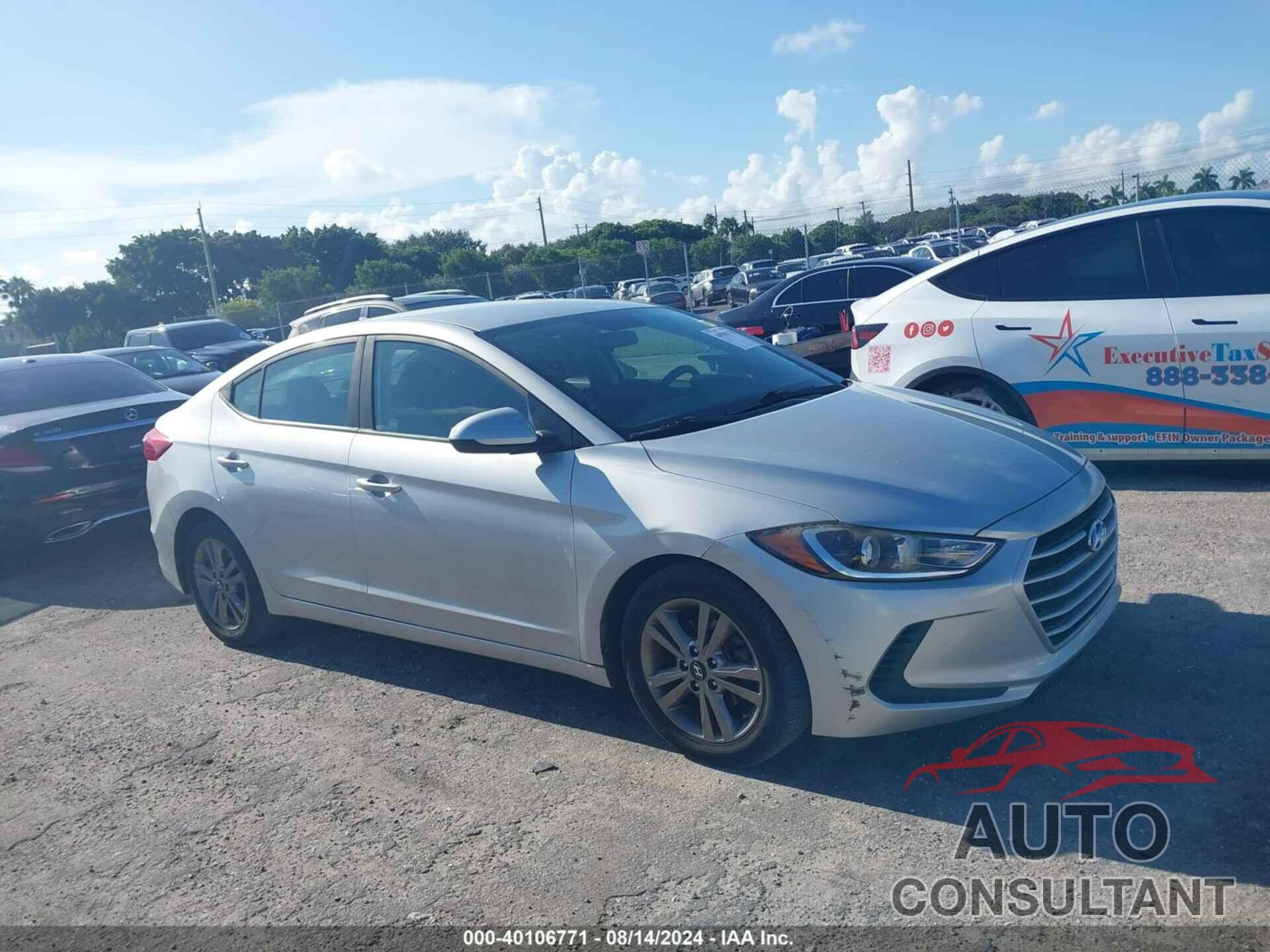 HYUNDAI ELANTRA 2018 - 5NPD84LF7JH281462